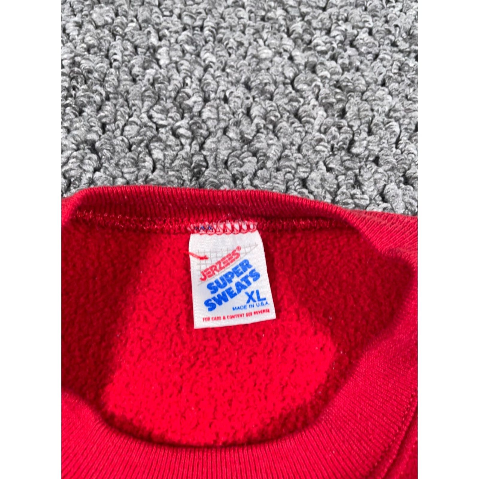 Jerzees VINTAGE Jerzees Embroidered Santa Claus Sweatshirt Adult XL Red Crewneck 50-50 Size US XL / EU 56 / 4 - 3 Thumbnail