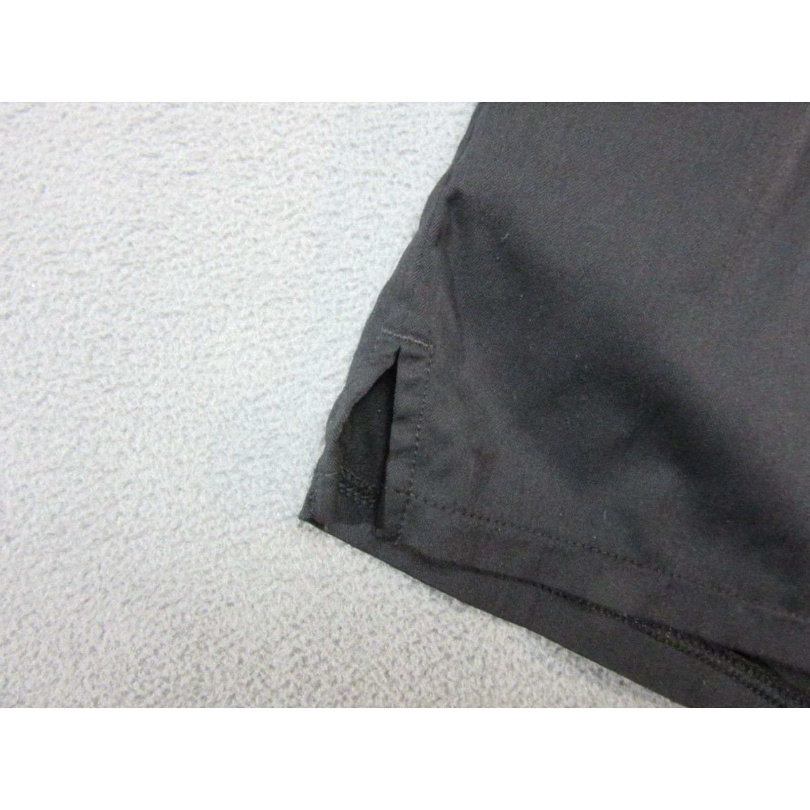 The North Face The North Face Shorts Womens Small Black Aphrodite Side Slit Nylon Size 28" / US 6 / IT 42 - 3 Thumbnail