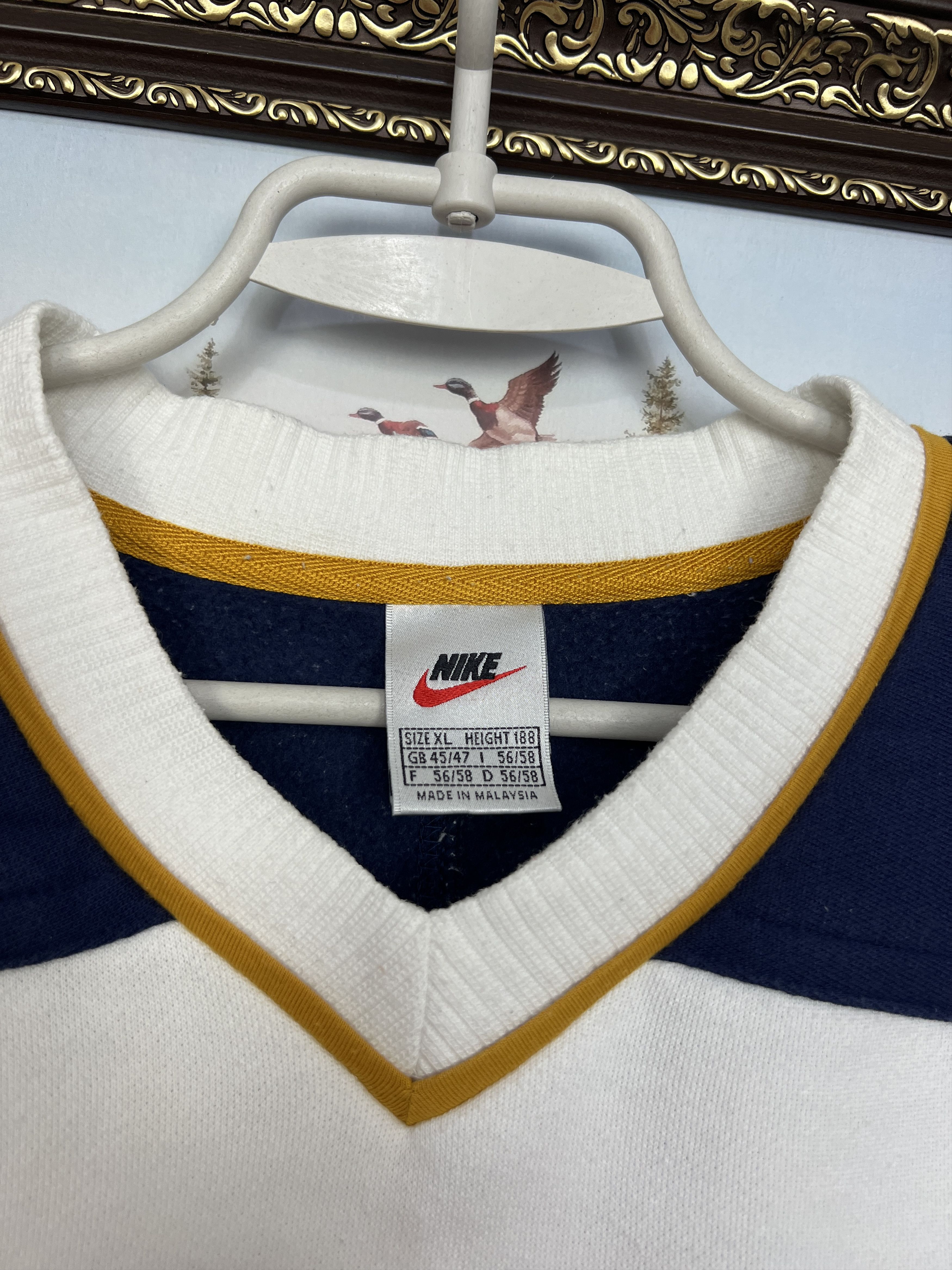 Nike Vintage 90's Nike Sweatshirt Big Logo Swoosh Crewneck Rare Size US XL / EU 56 / 4 - 6 Thumbnail