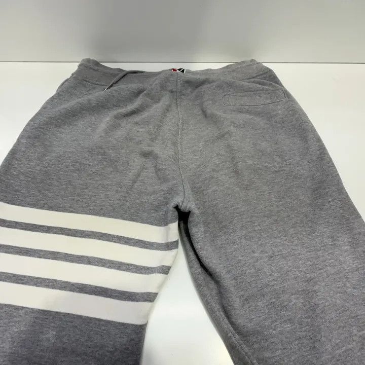 Thom Browne Thom Browne Classic Grey Knit Jogger Pants -2507 Size US 26 / EU 42 - 5 Thumbnail