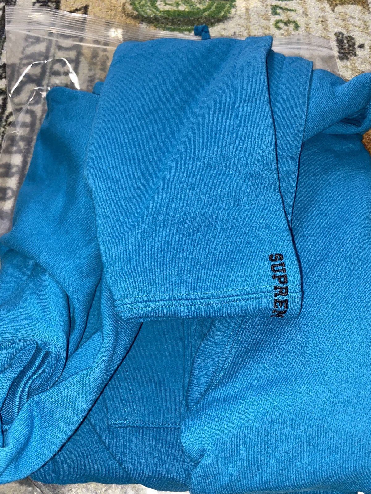 Supreme Supreme Illegal Business Hooded Sweatshirt Size US L / EU 52-54 / 3 - 3 Thumbnail