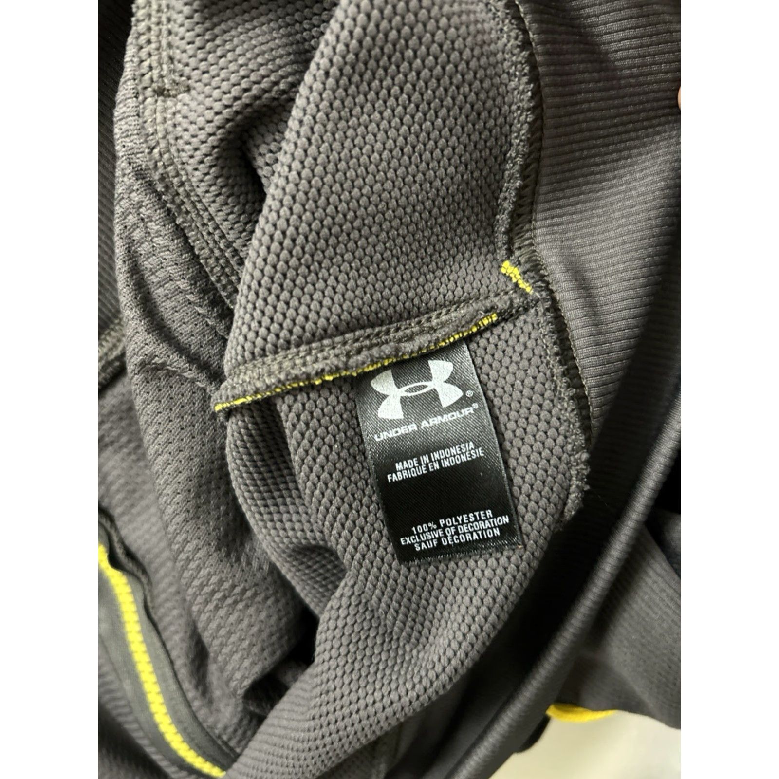 Under Armour Under Armour Track Jacket Mens XL Gray Yellow Full Zip Loose Fit Logo L/S Size US XL / EU 56 / 4 - 7 Thumbnail