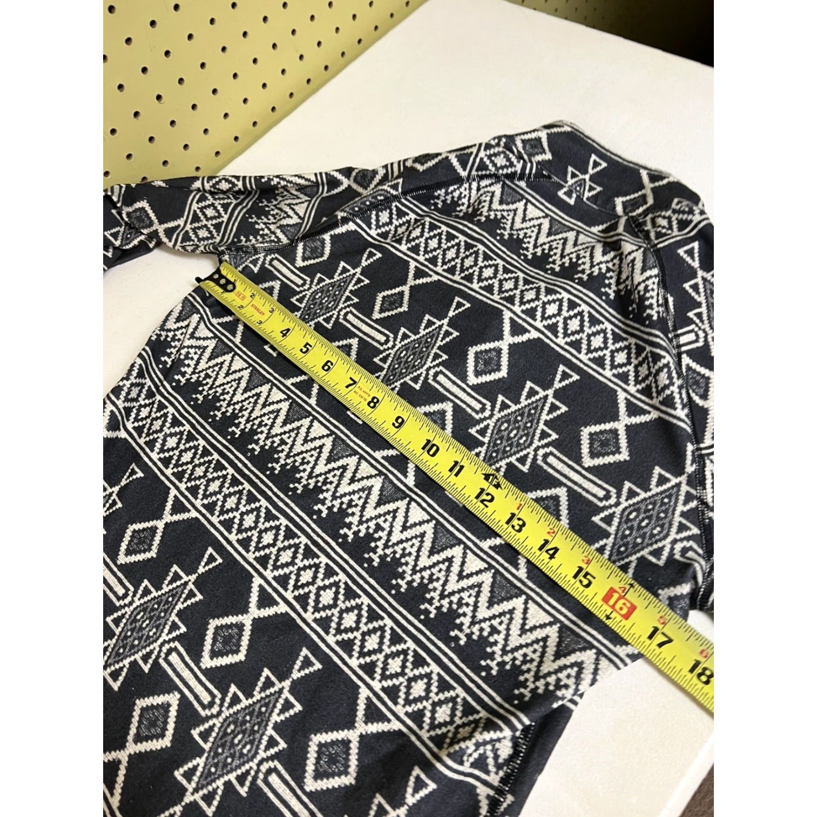 Burton BURTON Sweatshirt Pullover 1/4 Zip Long Sleeve Women's S Gray Southwestern Print Dryride Small Theme Southwestern Activewear Size S / US 4 / IT 40 - 6 Thumbnail