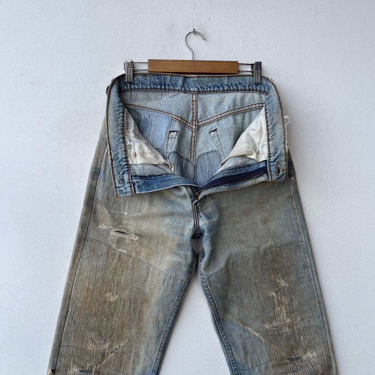 Levi's Vintage Levi’s 509 Reworked Anime Pop-Art Boro Sashiko Denim Size US 31 - 14 Thumbnail