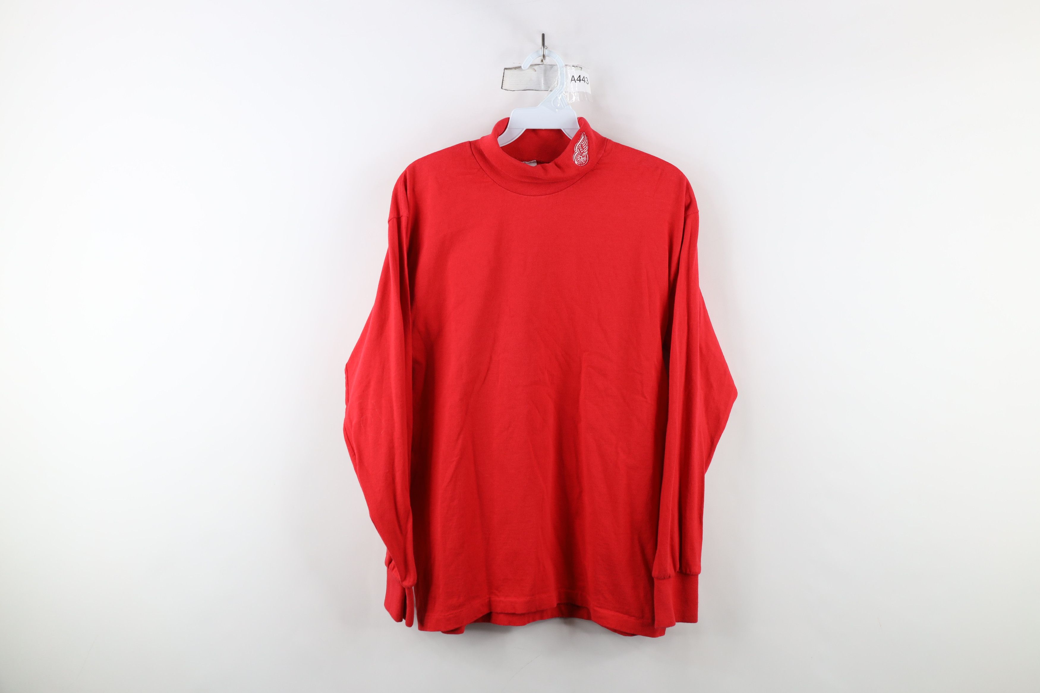 Vintage Vintage 90s Detroit Red Wings Hockey Turtleneck T-Shirt Size S / US 4 / IT 40 - 1 Thumbnail