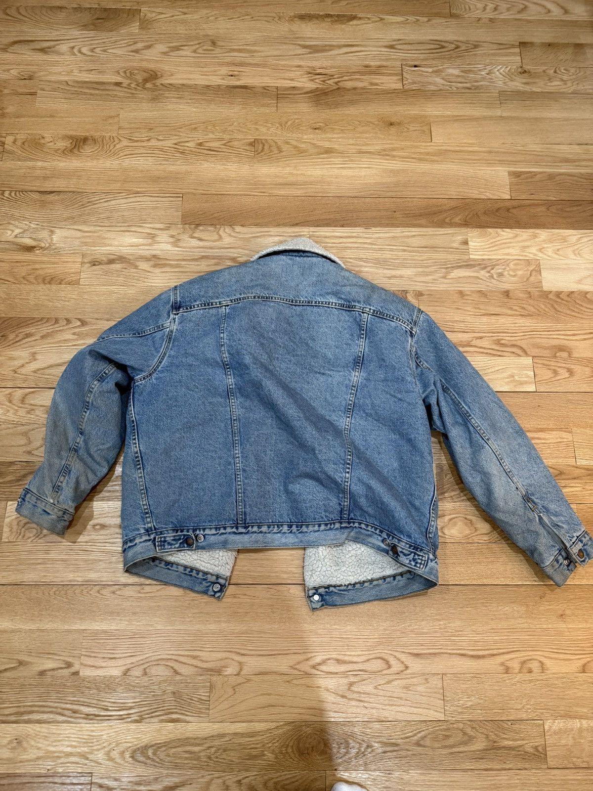 Levi's Vintage Clothing Vintage Levi’s Sherpa-Lined Denim Trucker Jacket Size Large Size US XL / EU 56 / 4 - 5 Thumbnail
