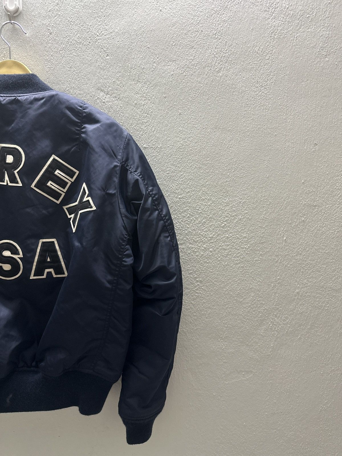 Avirex × Vintage Best Offer 🛒 Vintage Avirex Ma-1 Bomber Jacket Size US L / EU 52-54 / 3 - 8 Thumbnail