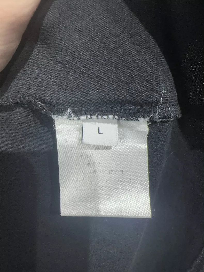 Givenchy Givenchy Black Hole Letter Round Neck Sweatshirt Size US L / EU 52-54 / 3 - 5 Thumbnail