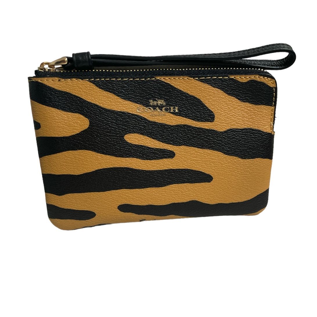 Coach Coach Corner Zip Wristlet With Tiger Print New Size ONE SIZE - 2 Thumbnail