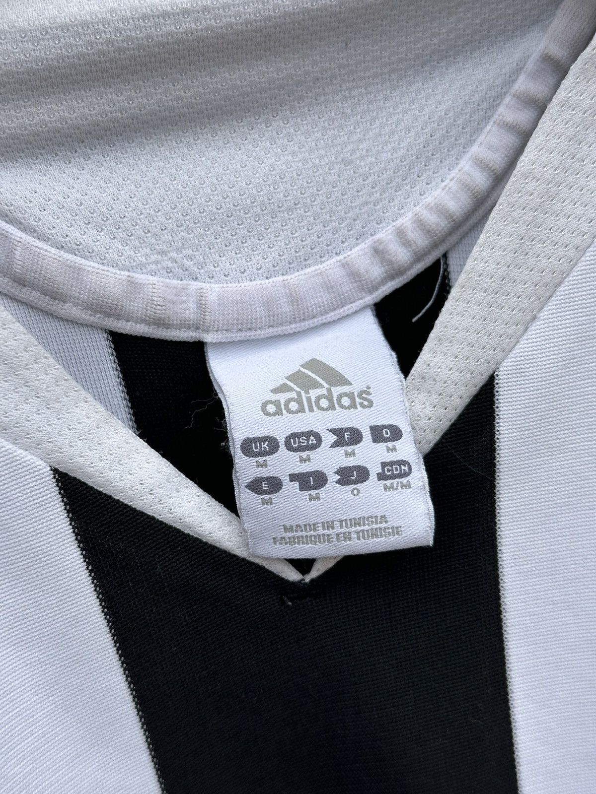Adidas NEWCASTLE UNITED 2003 HOME FOOTBALL SHIRT SOCCER ADIDAS Size US M / EU 48-50 / 2 - 5 Thumbnail