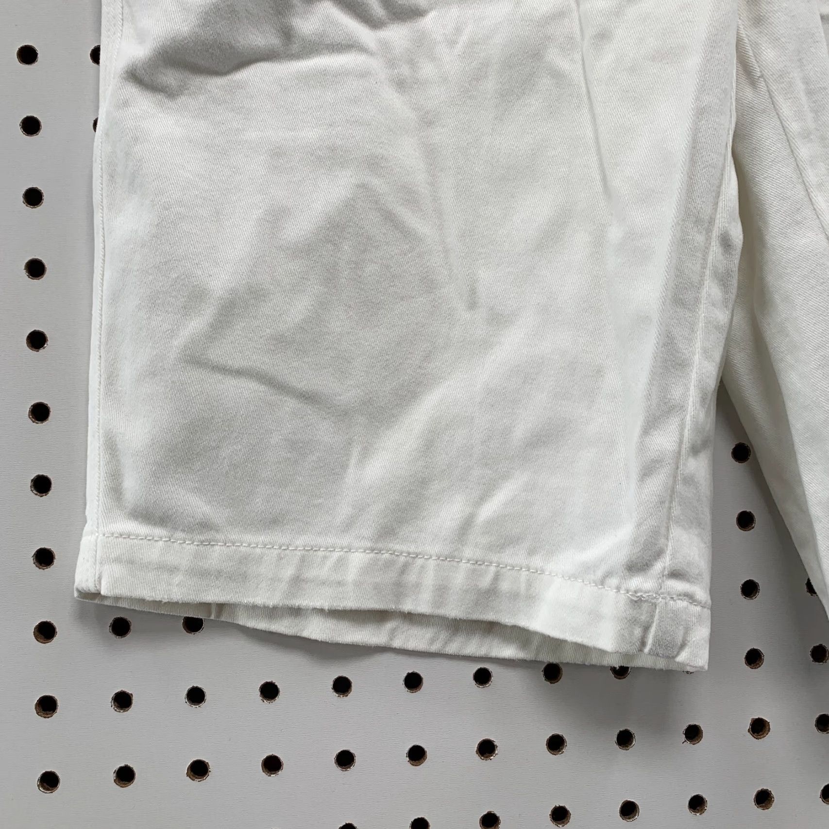 American Eagle Outfitters Vintage American Eagle White Cotton Spandex Chino Shorts Casual Women's Size 4 32x9.5 Size 27" / US 4 / IT 40 - 3 Thumbnail