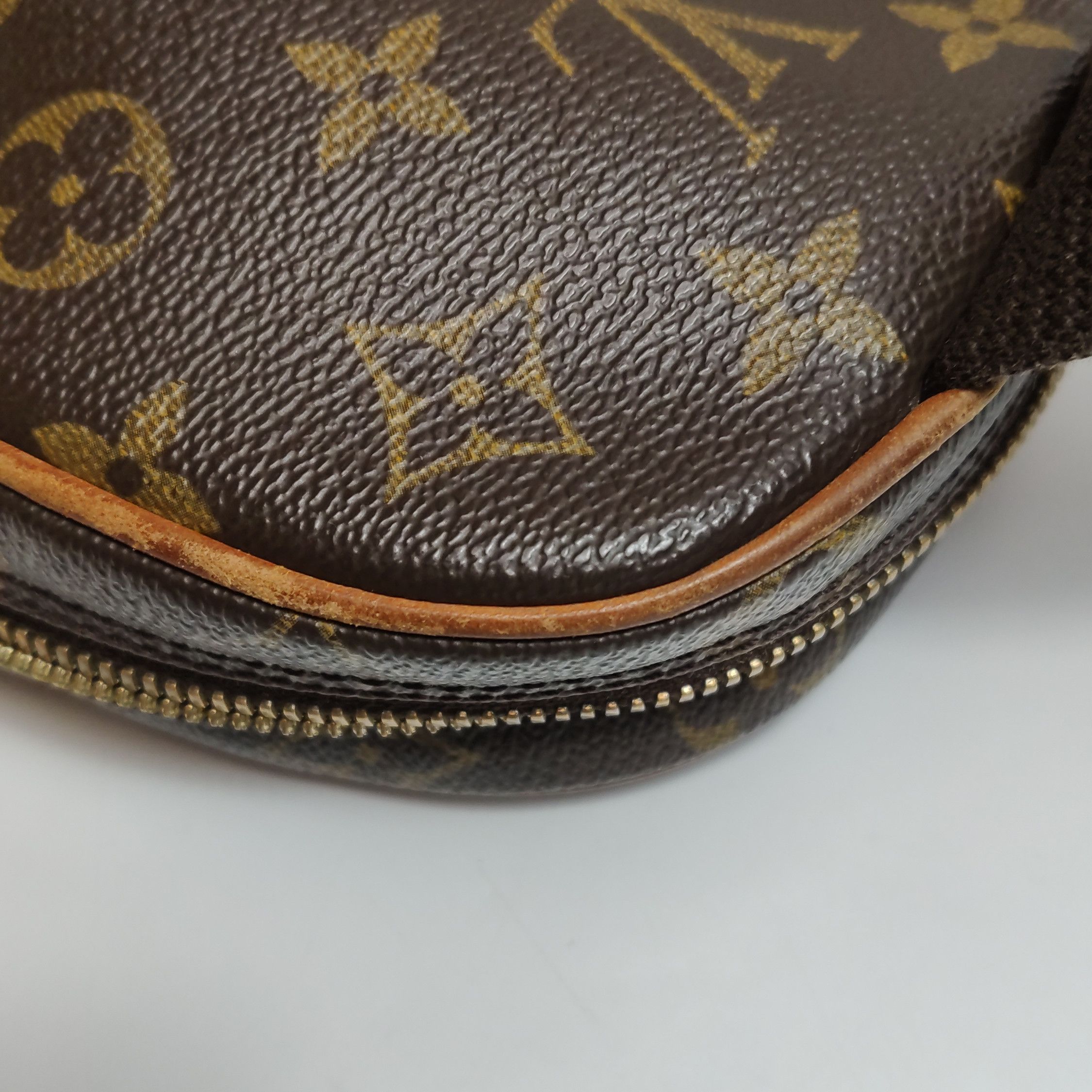 Louis Vuitton Louis Vuitton (LV) Gange vegetable tanned leather Monogram Size ONE SIZE - 7 Thumbnail