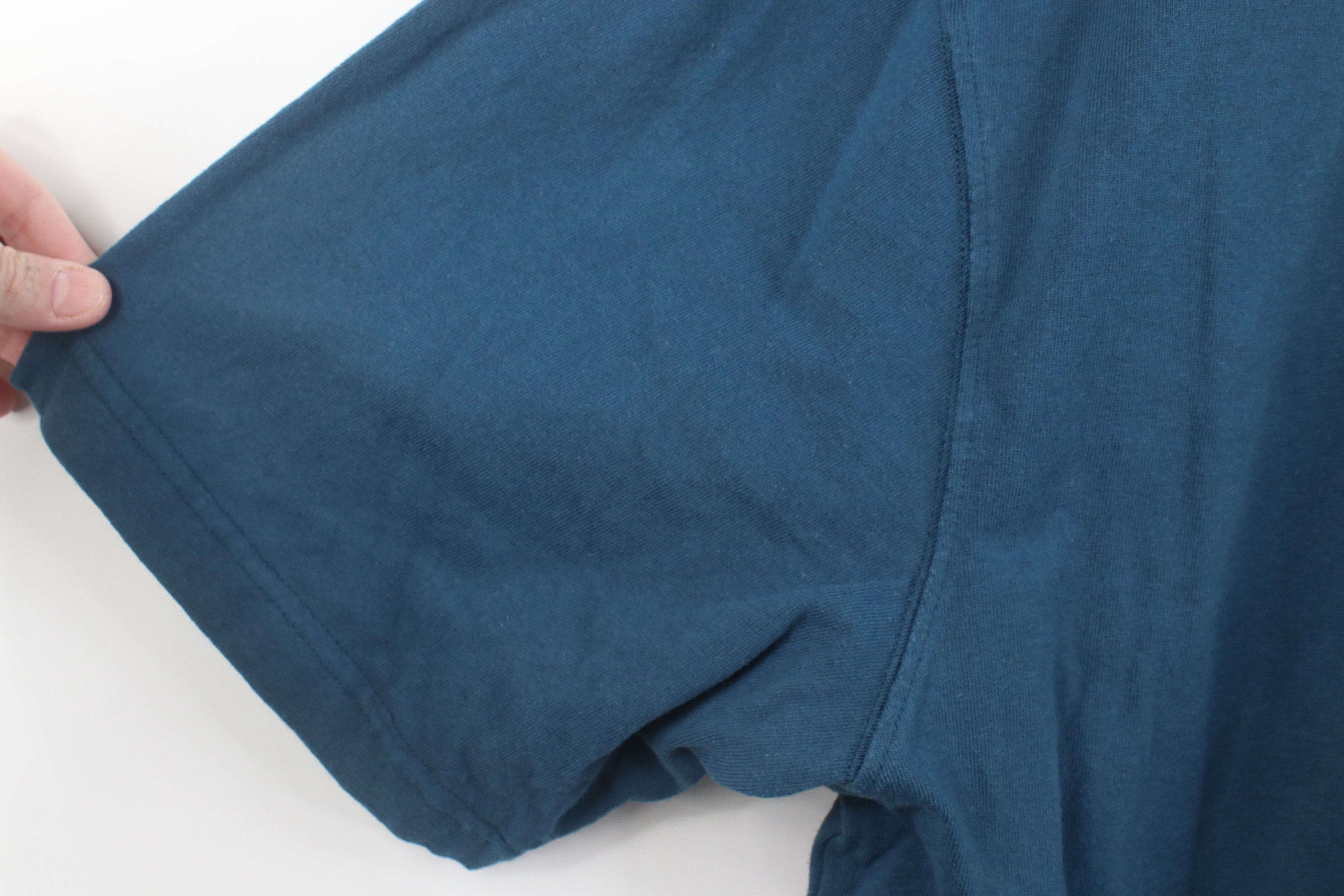 Carhartt Vintage Y2K Carhartt Original Fit Pocket T-Shirt Blue Cotton Size US L / EU 52-54 / 3 - 9 Thumbnail