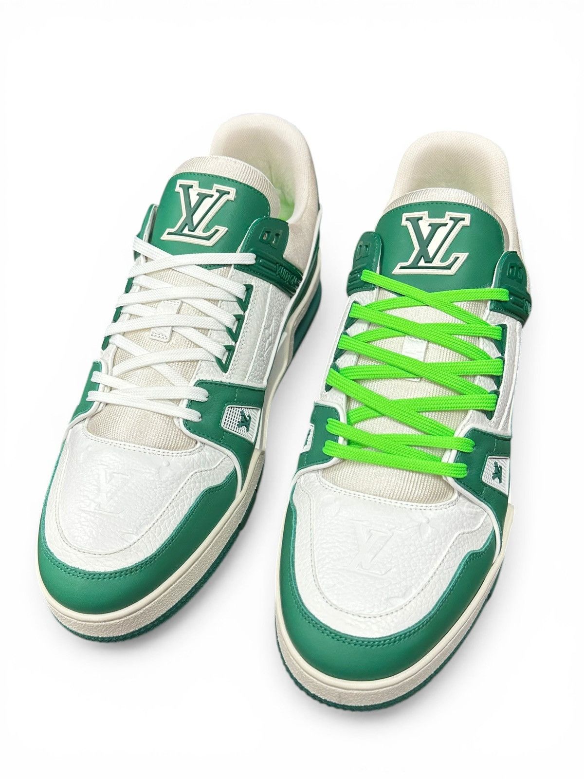 Louis Vuitton Green & White Trainer Low Size US 10.5 / EU 43-44 - 3 Thumbnail