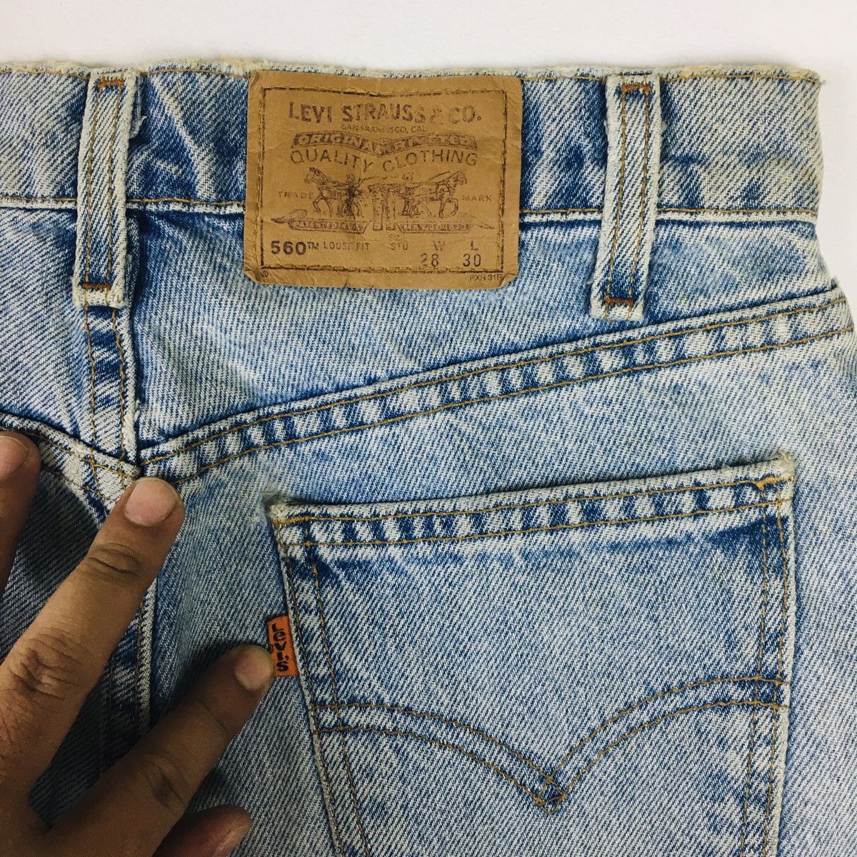 Levi's Vintage 90s Levi’s 560 Orange Tab Loose Fit Student Size US 28 / EU 44 - 7 Thumbnail