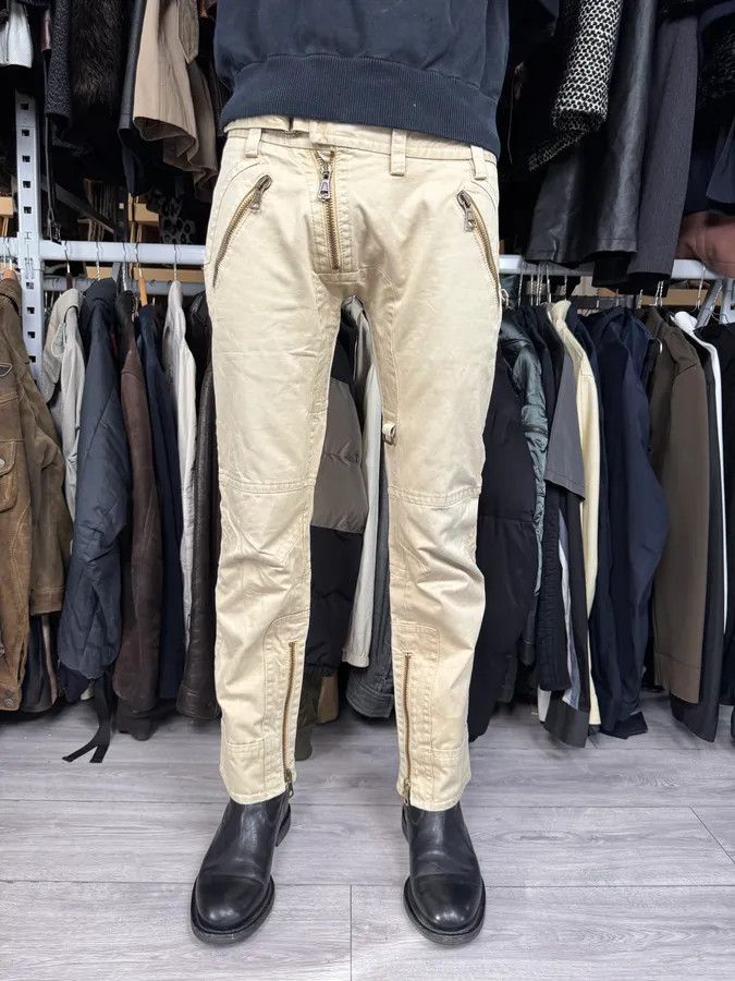 Dsquared2 2000s Dsquared2 Beige Desert Cargo Pants Size US 30 / EU 46 - 2 Thumbnail