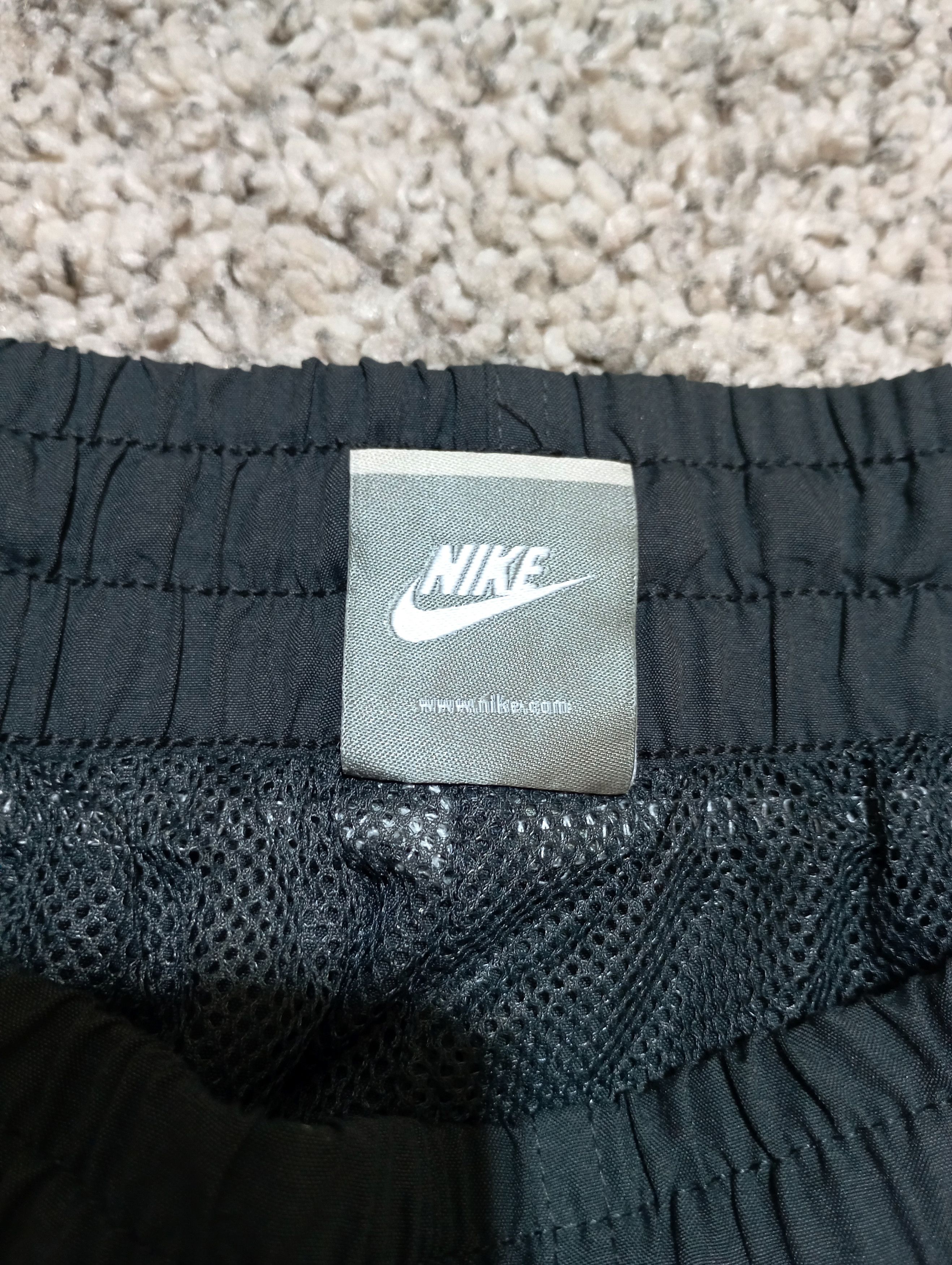 Nike Nike Vintage Nylon Track Pants Baggy Swoosh Drill Y2K Size US 32 / EU 48 - 5 Thumbnail