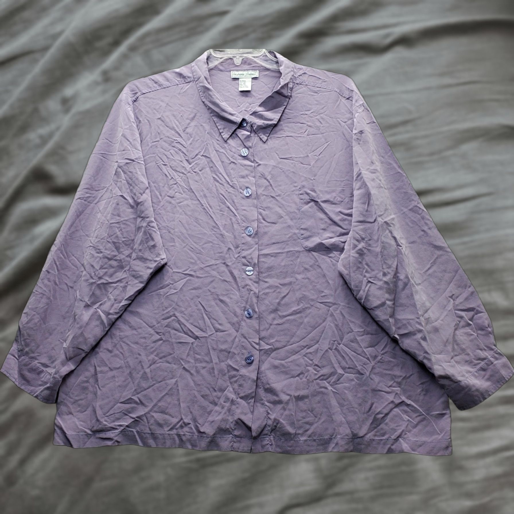 Vintage Stephanie Andrews Shirt Womens 3X Purple Button Front Chest Pocket Side Slit Button-Up 100% Silk (No N/A) Size XXL / US 16-18 / IT 52-54 - 1 Thumbnail