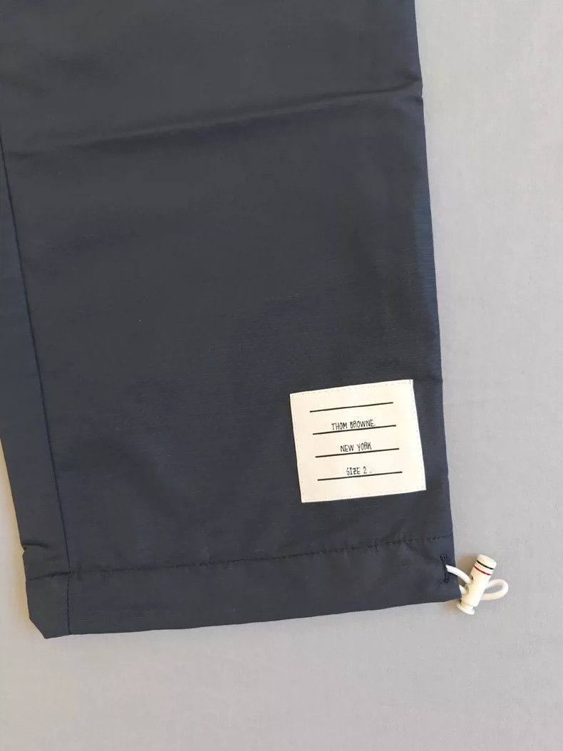 Thom Browne Thom Browne size2 Nylon casual sportswear Size US 26 / EU 42 - 5 Thumbnail