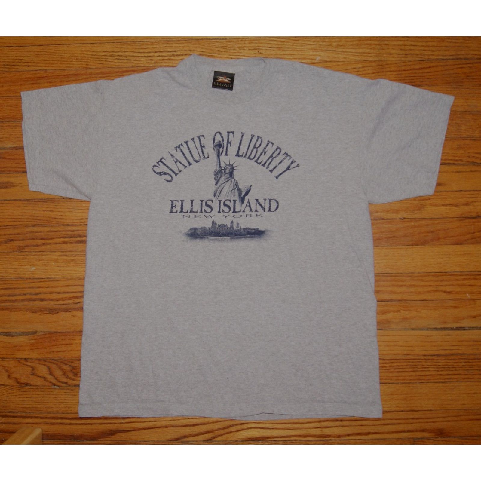 Vintage VTG Statue of Liberty Men L TShirt Ellis Island New York USA Size US L / EU 52-54 / 3 - 2 Thumbnail