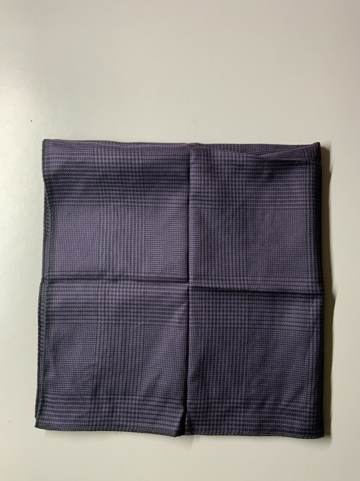 Burberry Burberry Checked Handkerchief Bandana Size ONE SIZE - 7 Thumbnail
