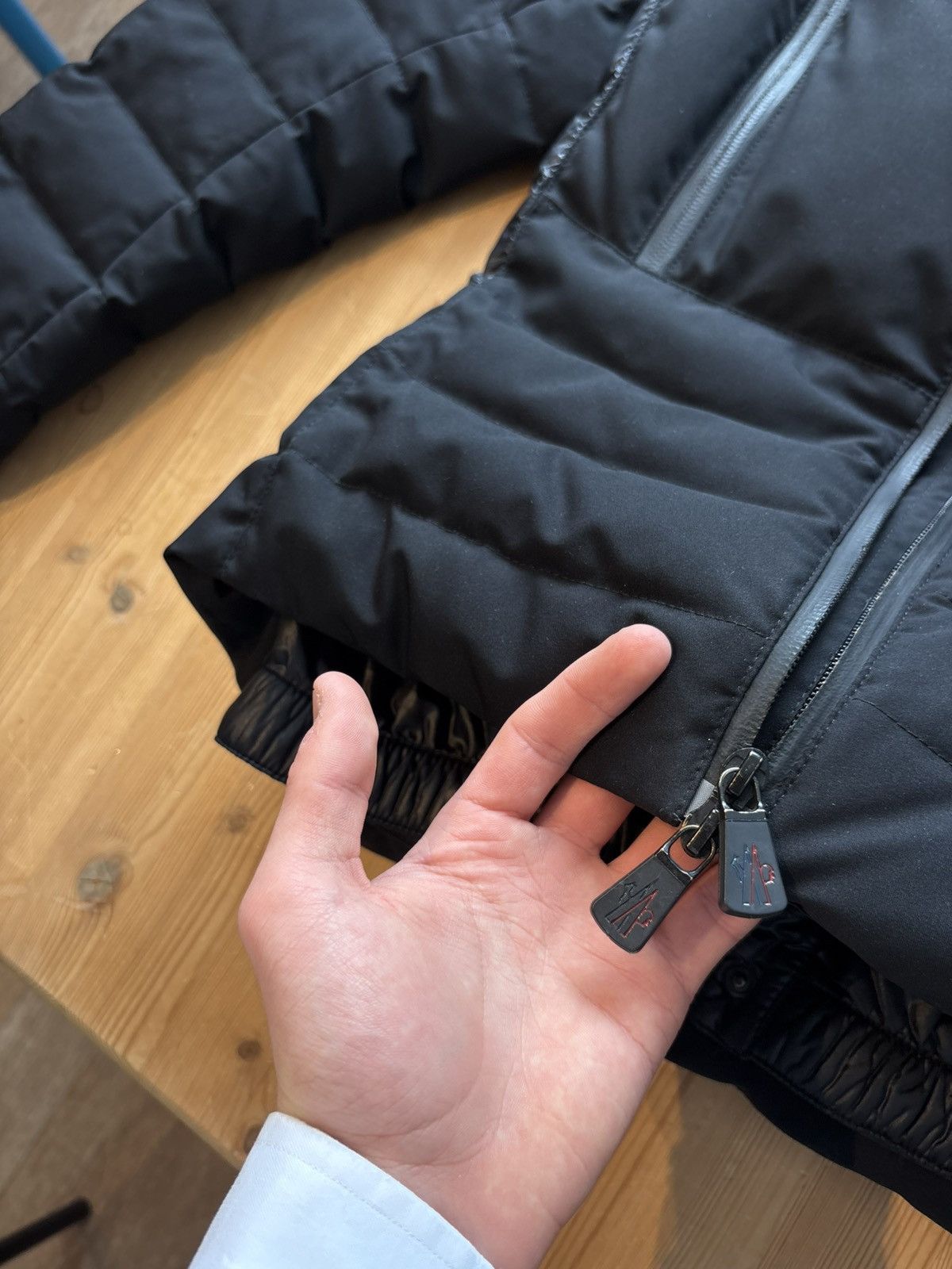 Moncler Moncler Grenoble Isere Jacket Size S / US 4 / IT 40 - 21 Thumbnail