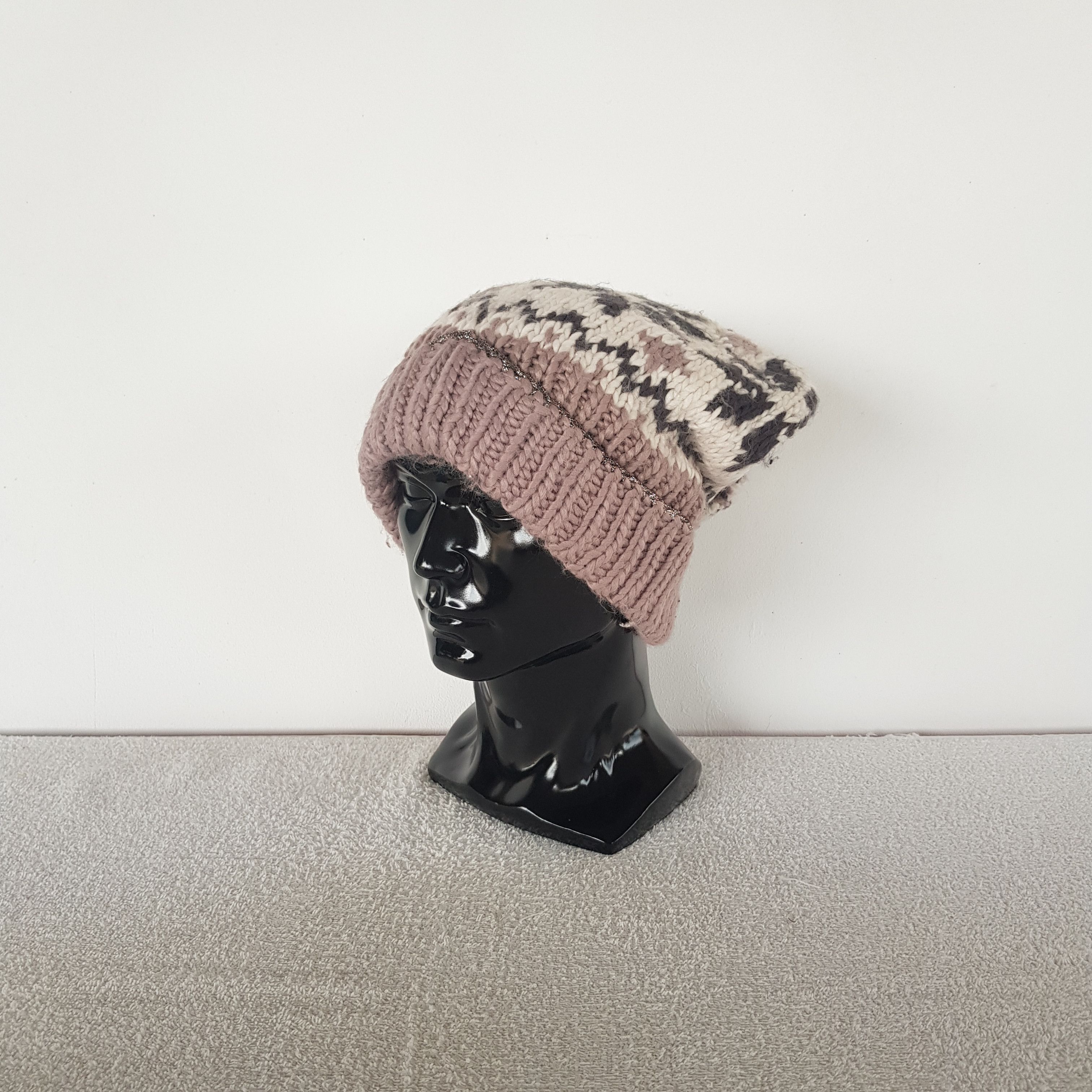 Japanese Brand Vintage Aztec Psychedelic Beanie Pom Pom Knit Snow Caps Hats Size ONE SIZE - 1 Thumbnail