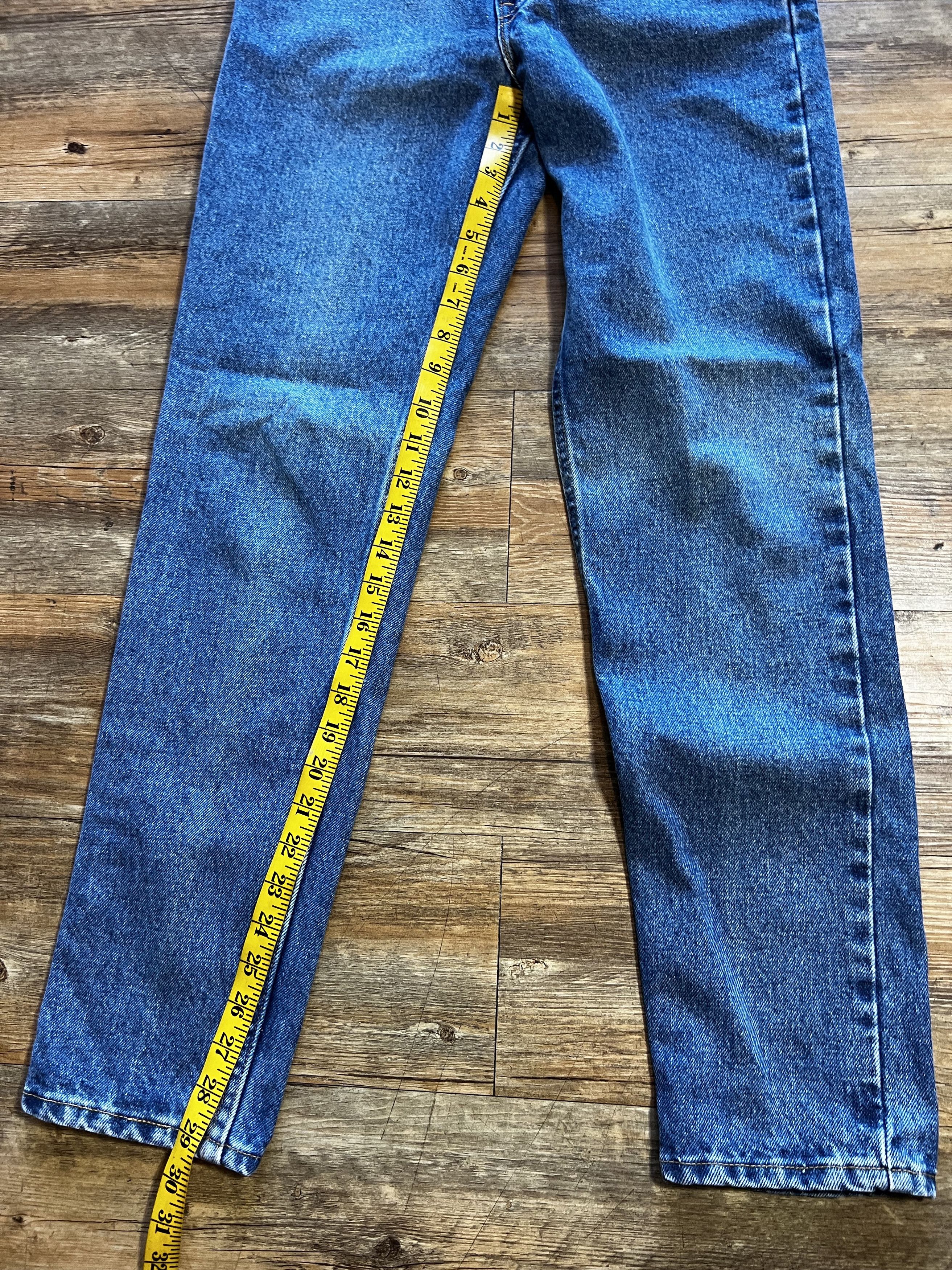 Levi's Vintage Clothing Vintage 1990's 512 Levi's Slim Fit Tapered Leg Denim Jeans Size US 29 - 5 Thumbnail