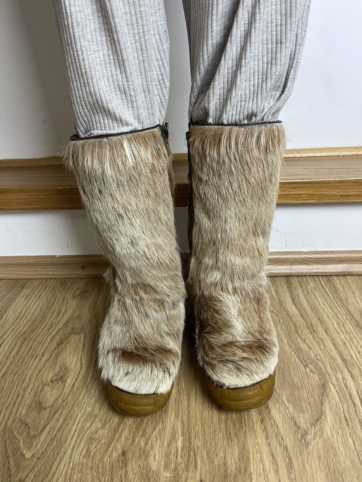 Hysteric Glamour DDP Arktis Style Faux Fur Winter Boots Beige Style Y2K Size US 9 / IT 39 - 3 Thumbnail
