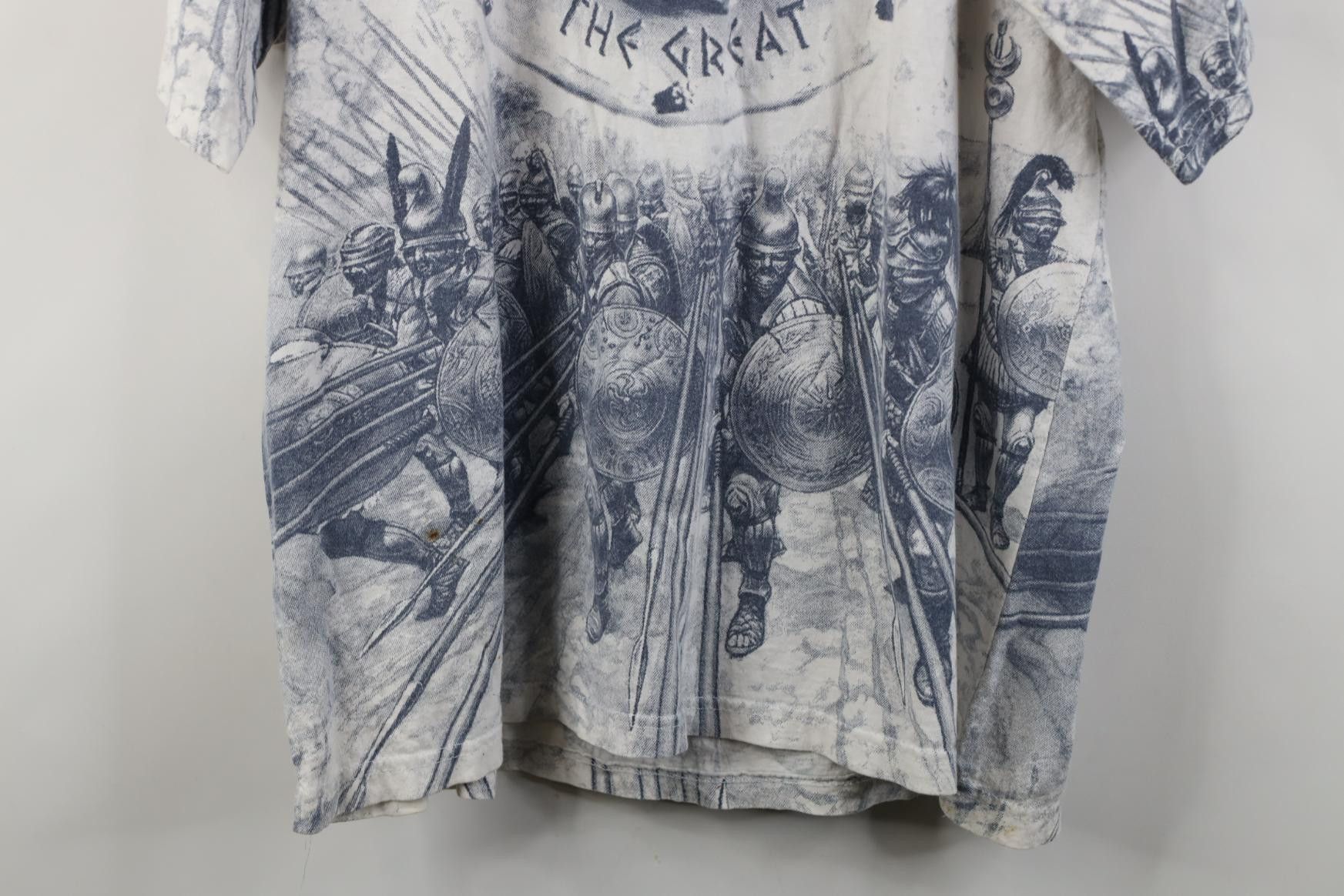 Vintage Vintage 90s Streetwear Print Alexander the Great T-Shirt Size US XL / EU 56 / 4 - 15 Thumbnail