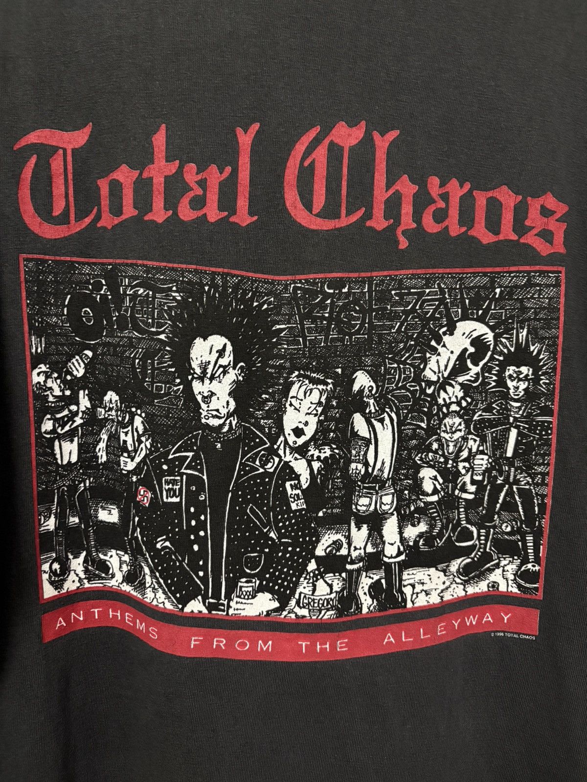 Vintage Vintage 1996 Total Chaos American punk hardcore band Size US XL / EU 56 / 4 - 3 Thumbnail