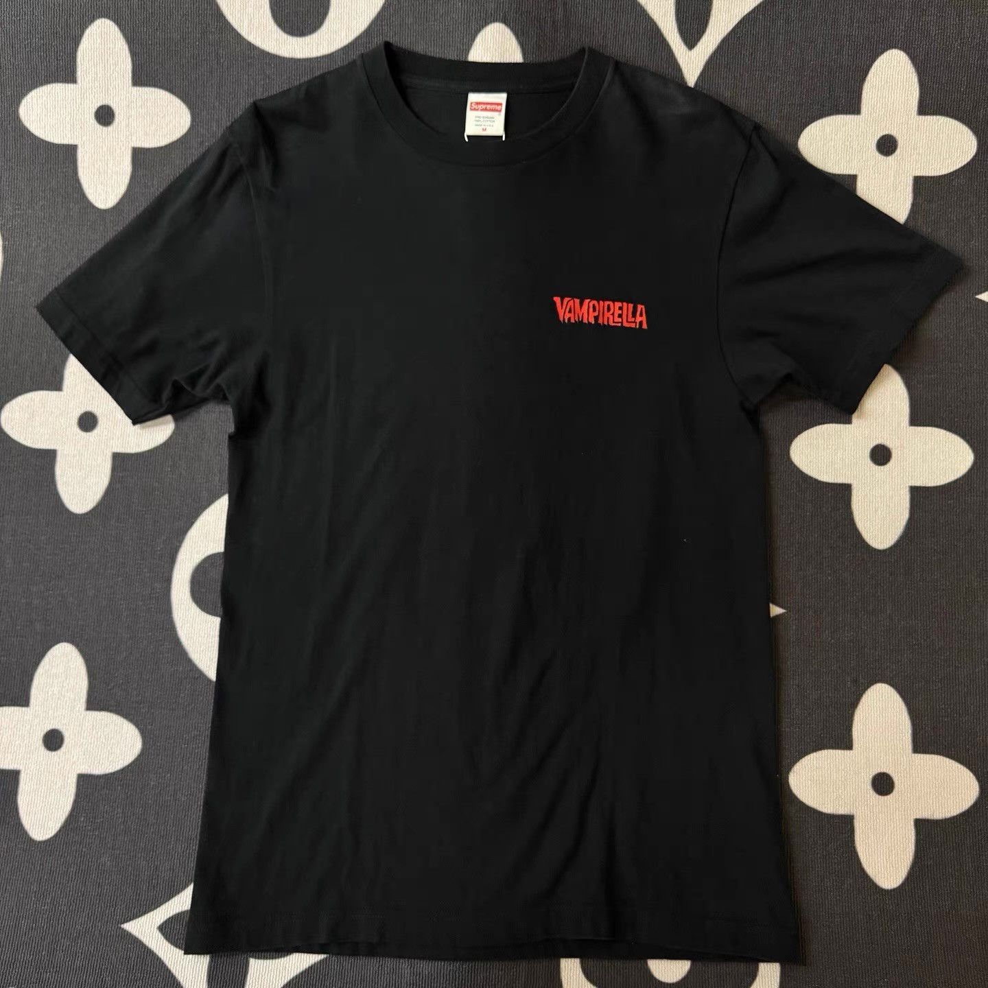 Supreme Supreme Black Playing Cards Short Sleeve T-shirt Q10 Size US M / EU 48-50 / 2 - 1 Thumbnail