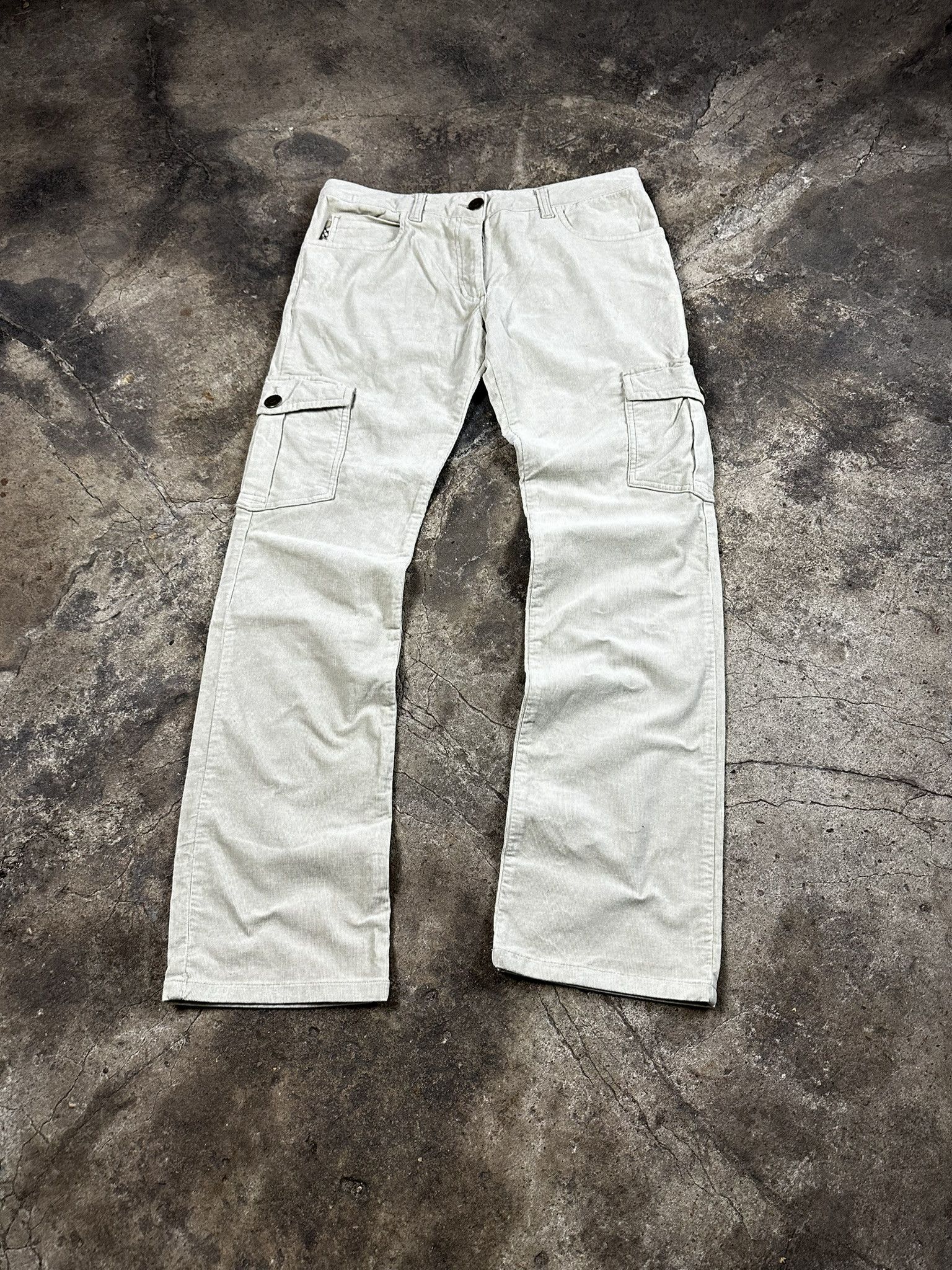 Burberry Burberry Corduory Cargo Pants Size 28" / US 6 / IT 42 - 1 Thumbnail