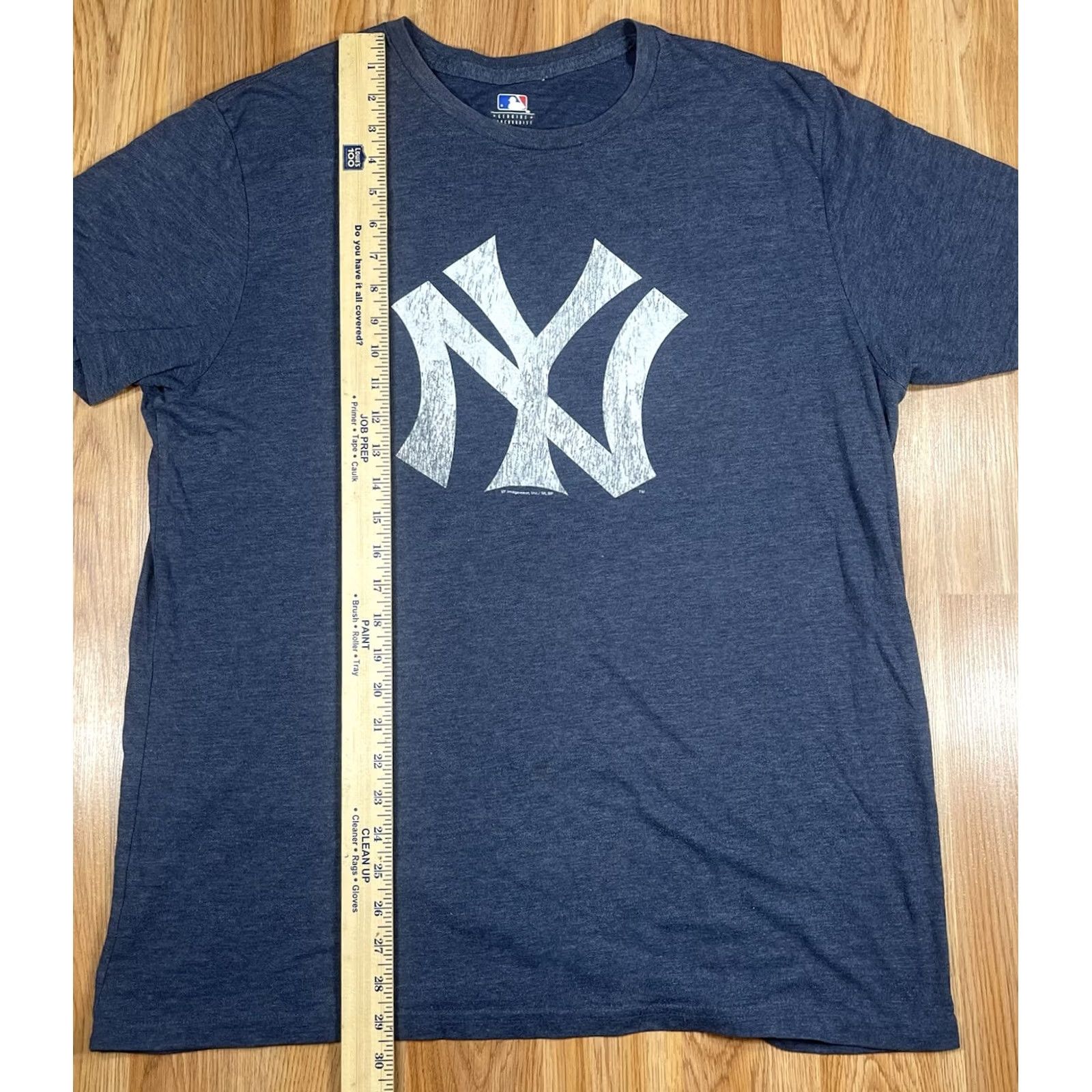 MLB MLB NY Yankees T-Shirt Mens XL Extra Large Gray CrewNeck Short Sleeve Size US XL / EU 56 / 4 - 3 Thumbnail