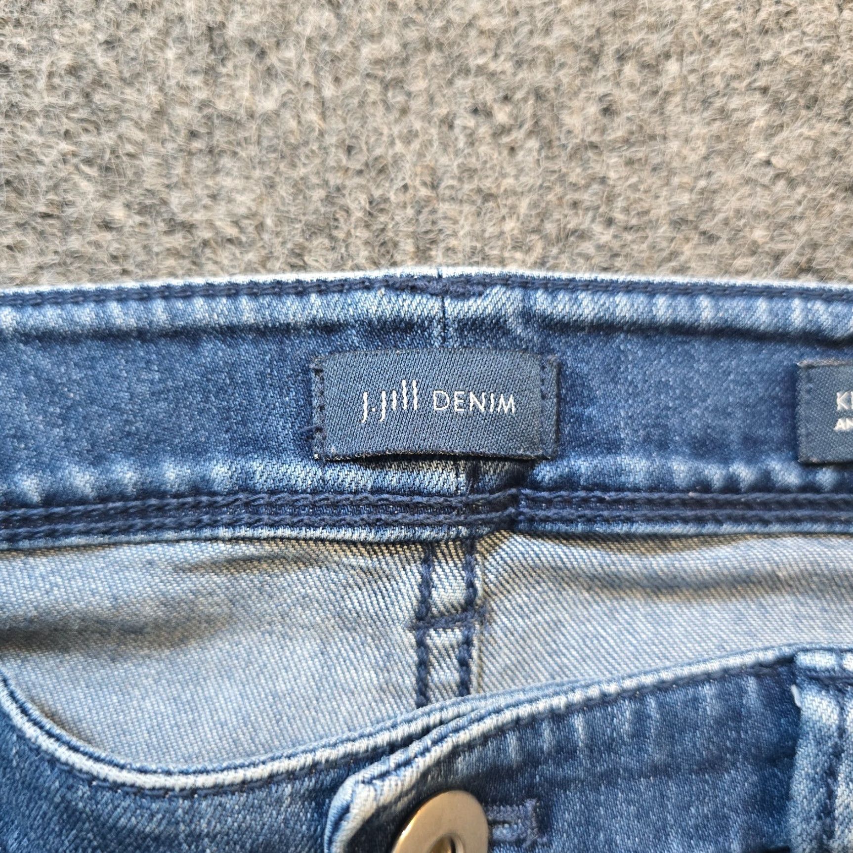 J. Jill J Jill Jeans Pants Women Size 10 Blue Kick Flare Ankle High Rise Raw Hem Capsule Jeans Size 32" / US 10 / IT 46 - 4 Thumbnail