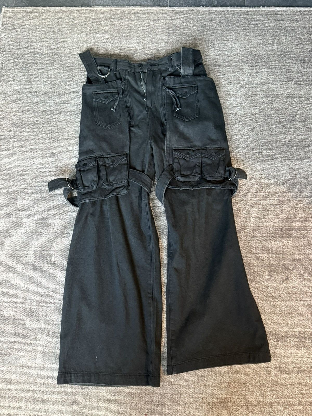 Troubled Waters Parasite Cargo Pants 32