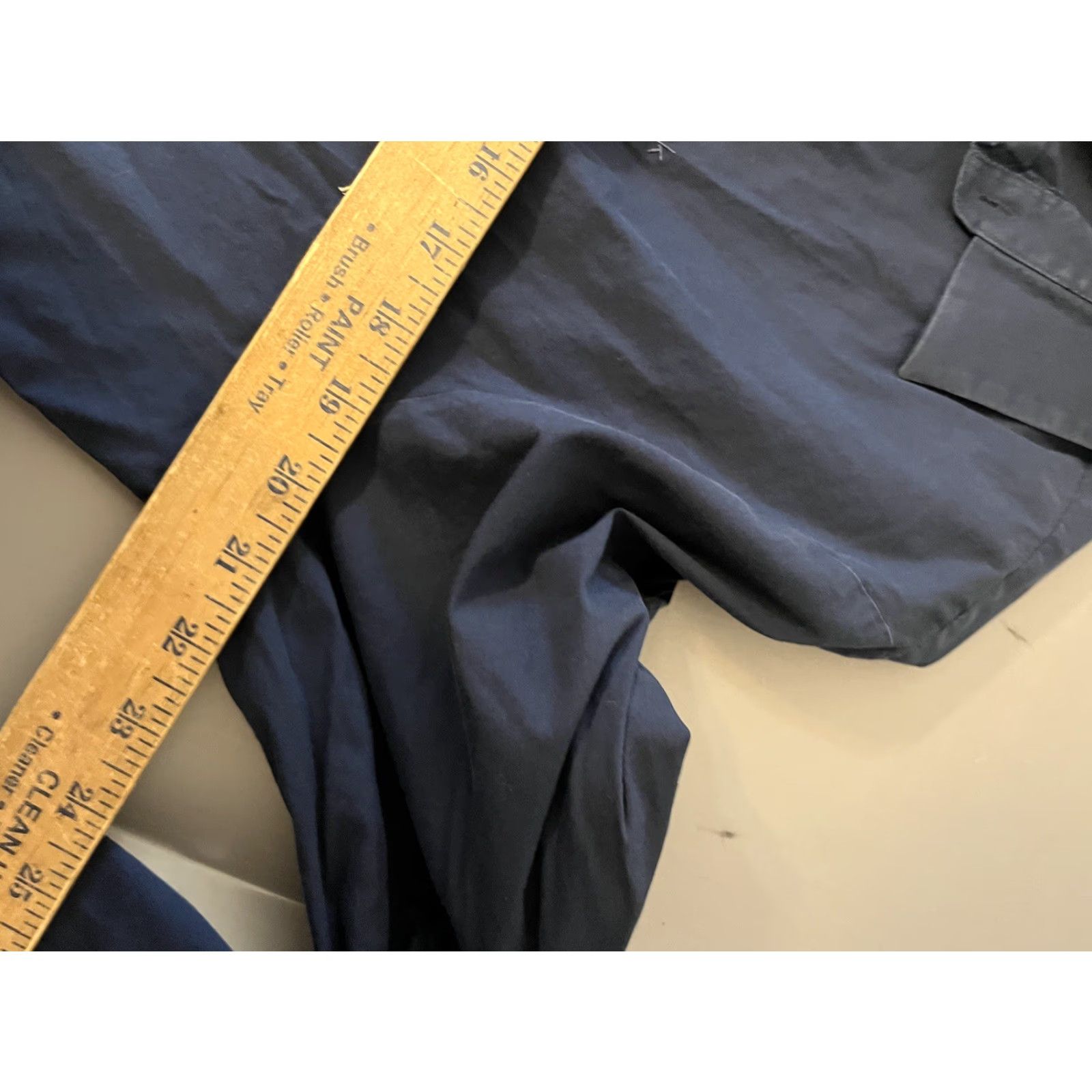 Calvin Klein Calvin Klein Shirt Navy Blue Solid Slim Fit 100% Cotton Dress Shirt L Men with Shimmer Size US L / EU 52-54 / 3 - 5 Thumbnail