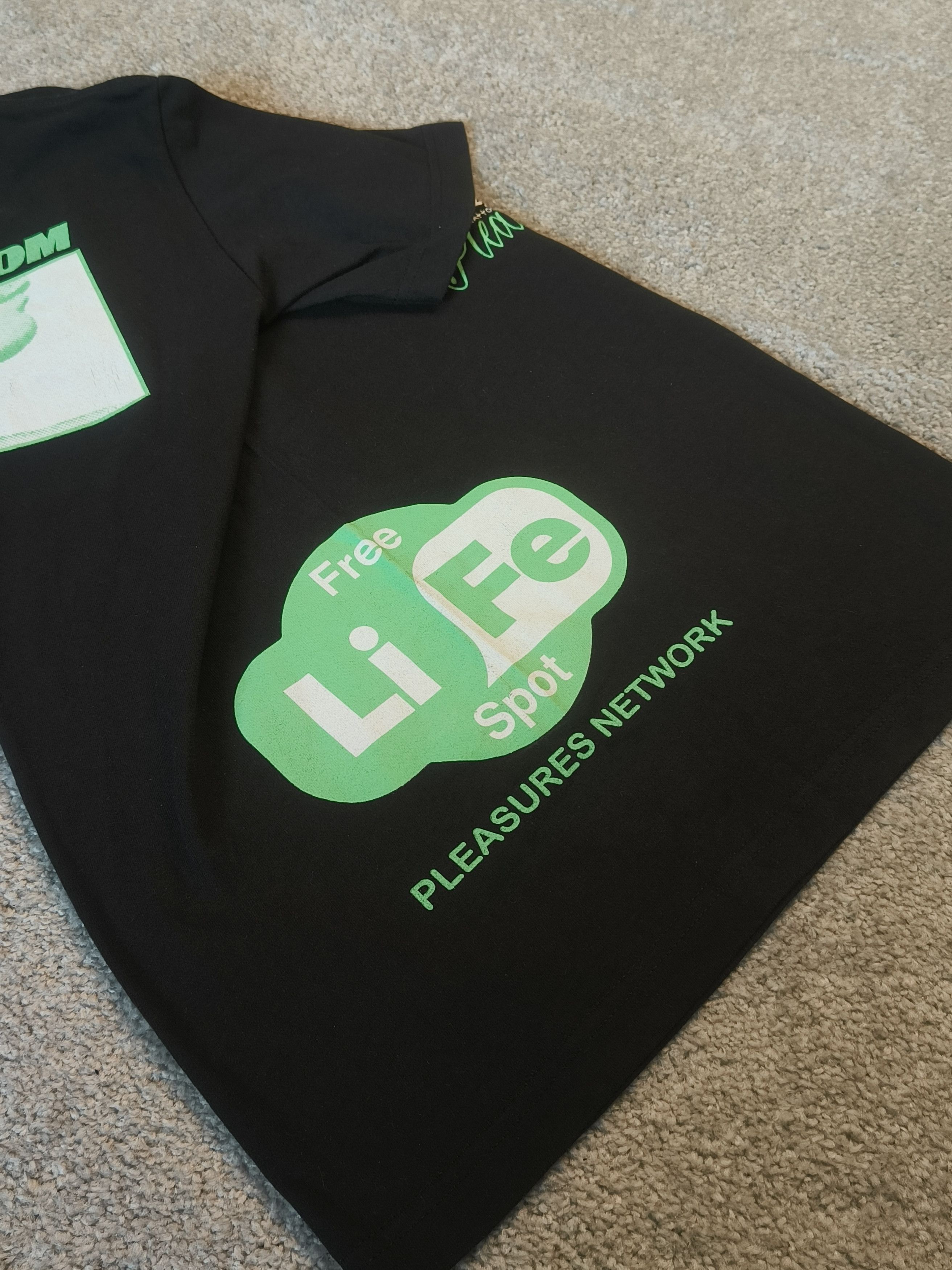 Pleasures Pleasures Free Life Spot "Total Freedom" T-shirt Size US S / EU 44-46 / 1 - 4 Thumbnail