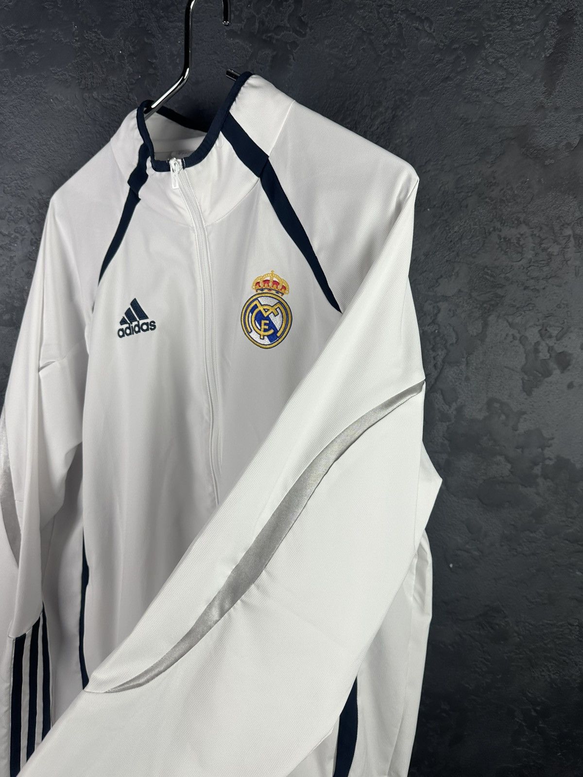 Vintage Vintage Adidas Real Madrid Track Jacket Size US L / EU 52-54 / 3 - 8 Thumbnail