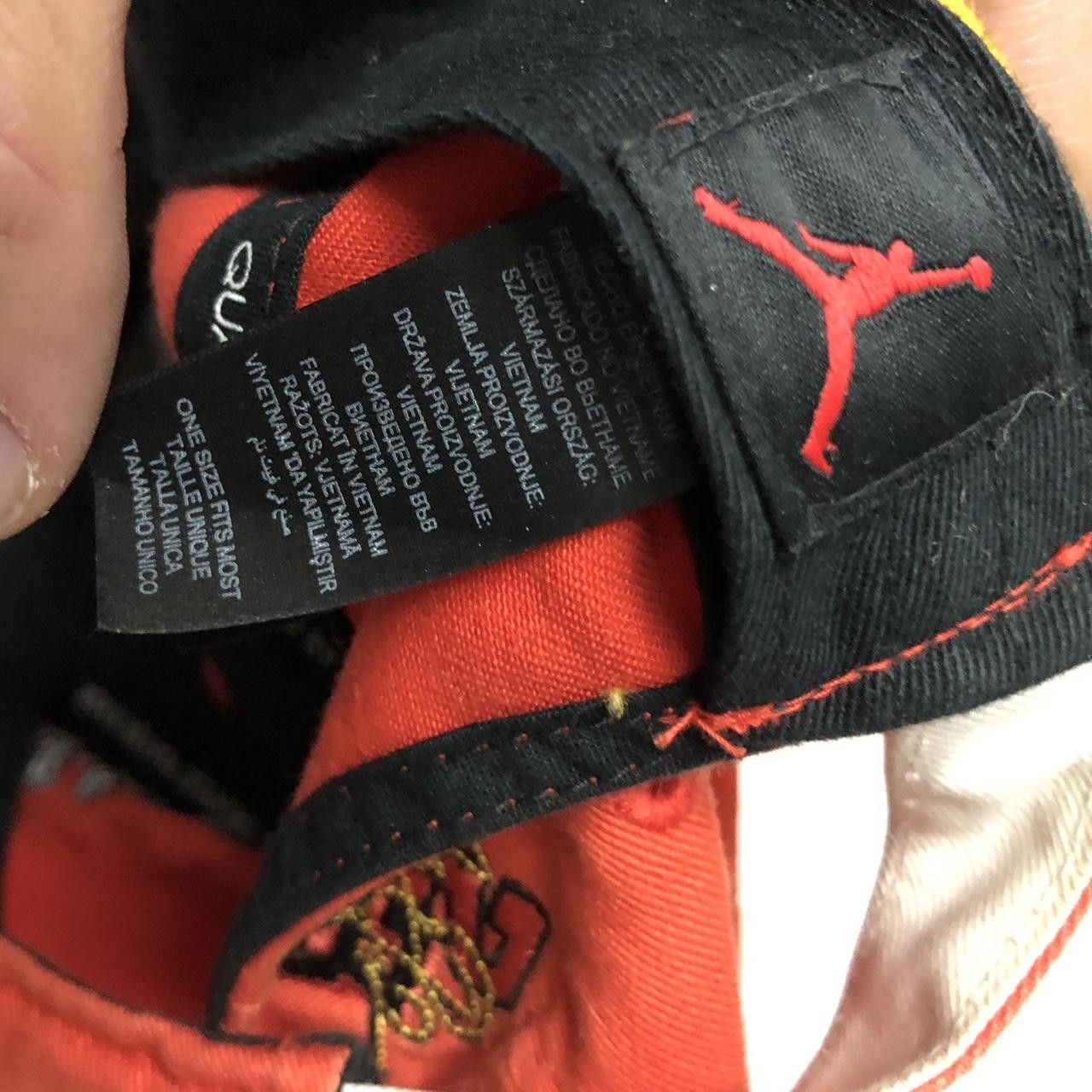 Other Jordan red hat Size ONE SIZE - 2 Thumbnail