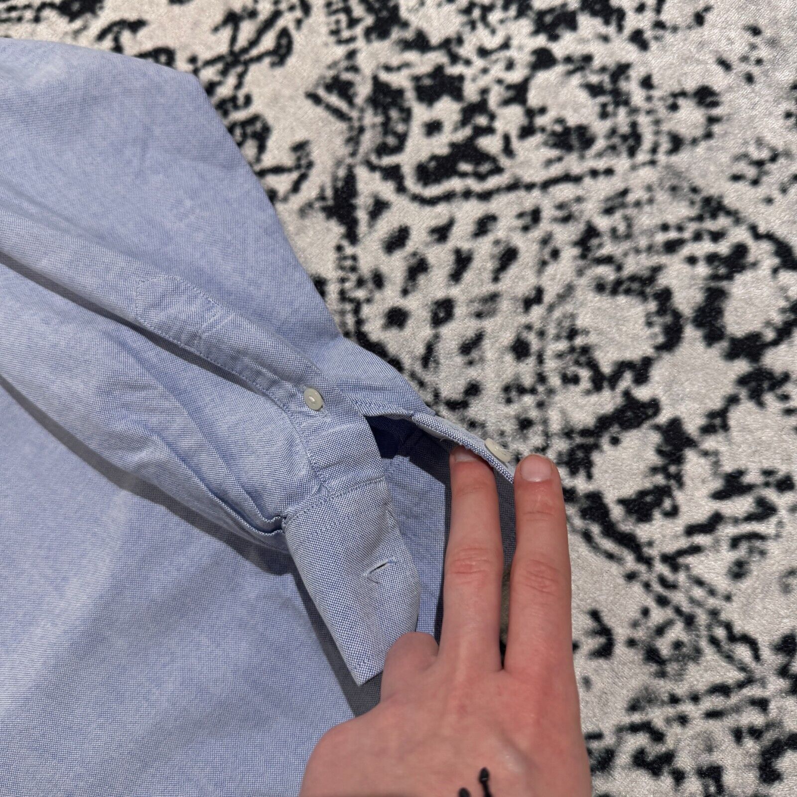 Peak Performance Vintage Peak Performance Unisex Powder Cotton Shirt Size S Size US S / EU 44-46 / 1 - 7 Thumbnail