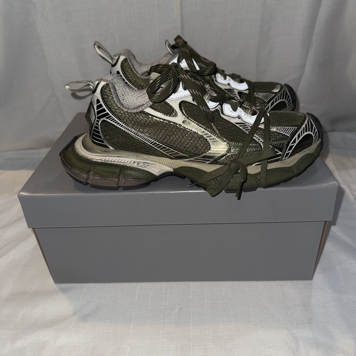 Balenciaga Balenciaga 3XL “Khaki/Eggshell” Size 45 Size US 12 / EU 45 - 3 Thumbnail