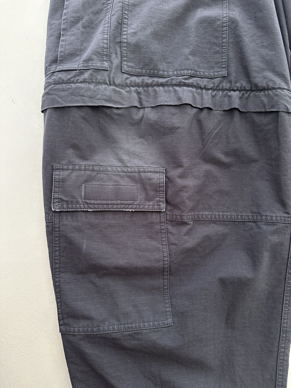 Balenciaga Large cargo pants Size US 34 / EU 50 - 2 Thumbnail