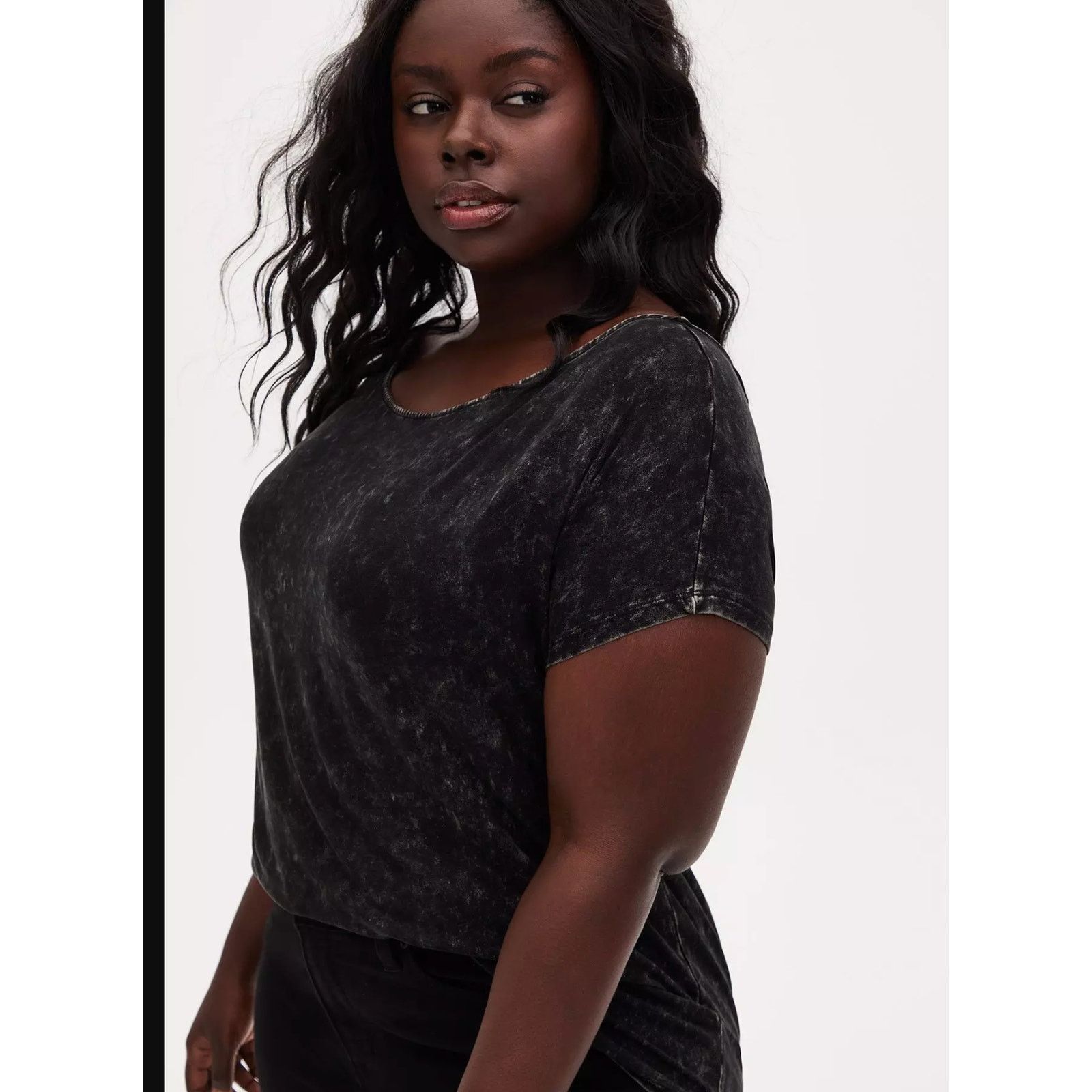 Torrid Torrid Relaxed Fit Super Soft Boatneck Short Sleeve T Sz 00 Size M / US 6-8 / IT 42-44 - 1 Thumbnail
