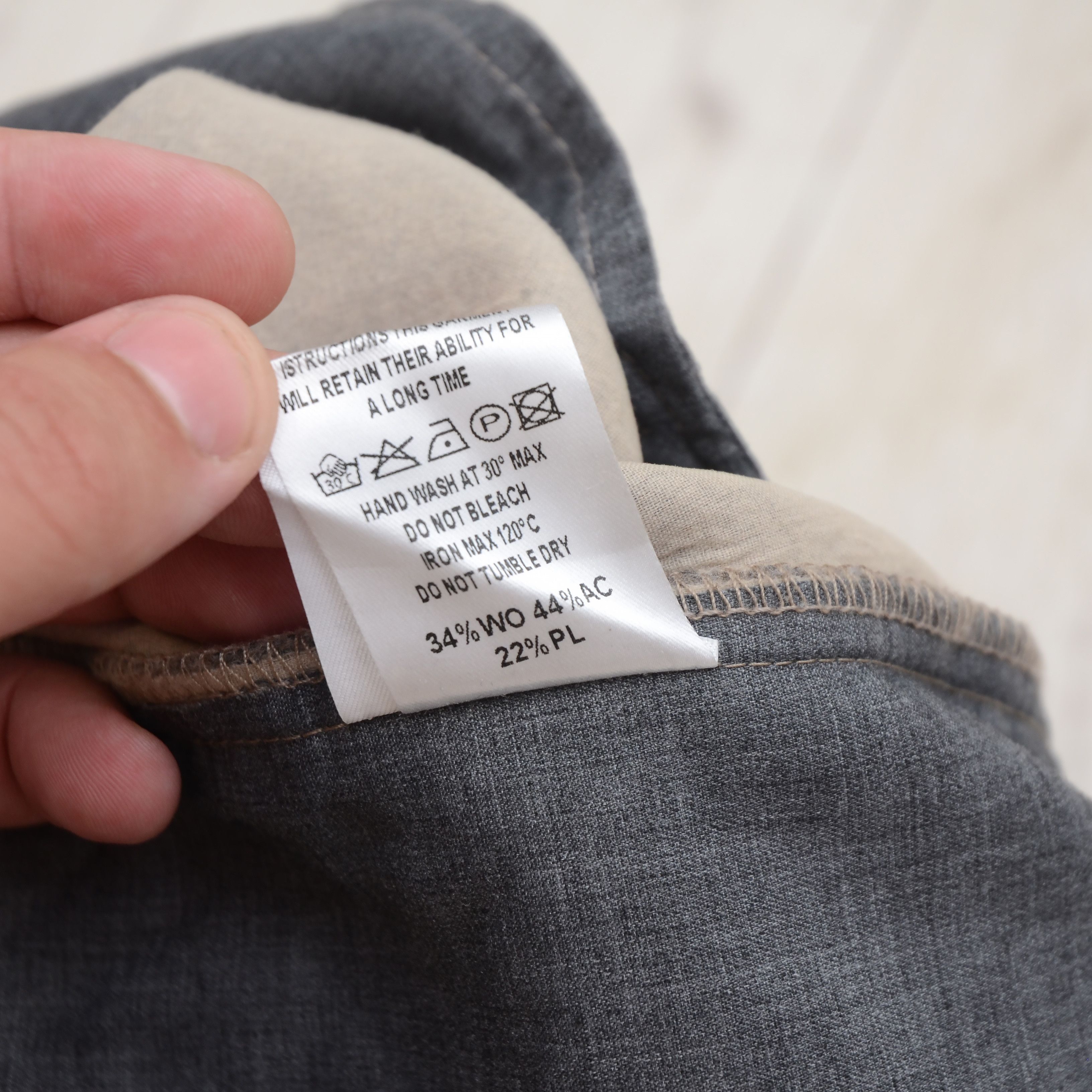 Other Luxury Hosio made of Yarn Beige Wool Cropet Pants Size 50 Size 40R - 15 Thumbnail