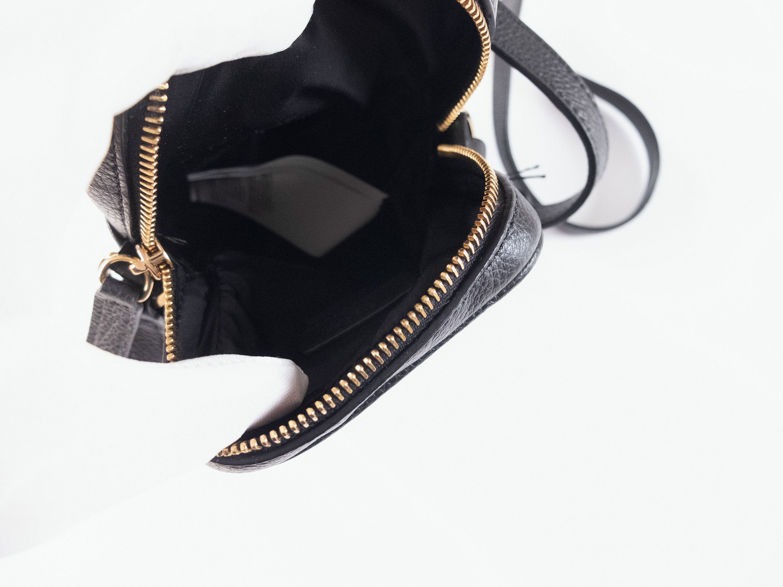 Versace VERSACE La Medusa black leather mini crossbody bag Size ONE SIZE - 10 Thumbnail