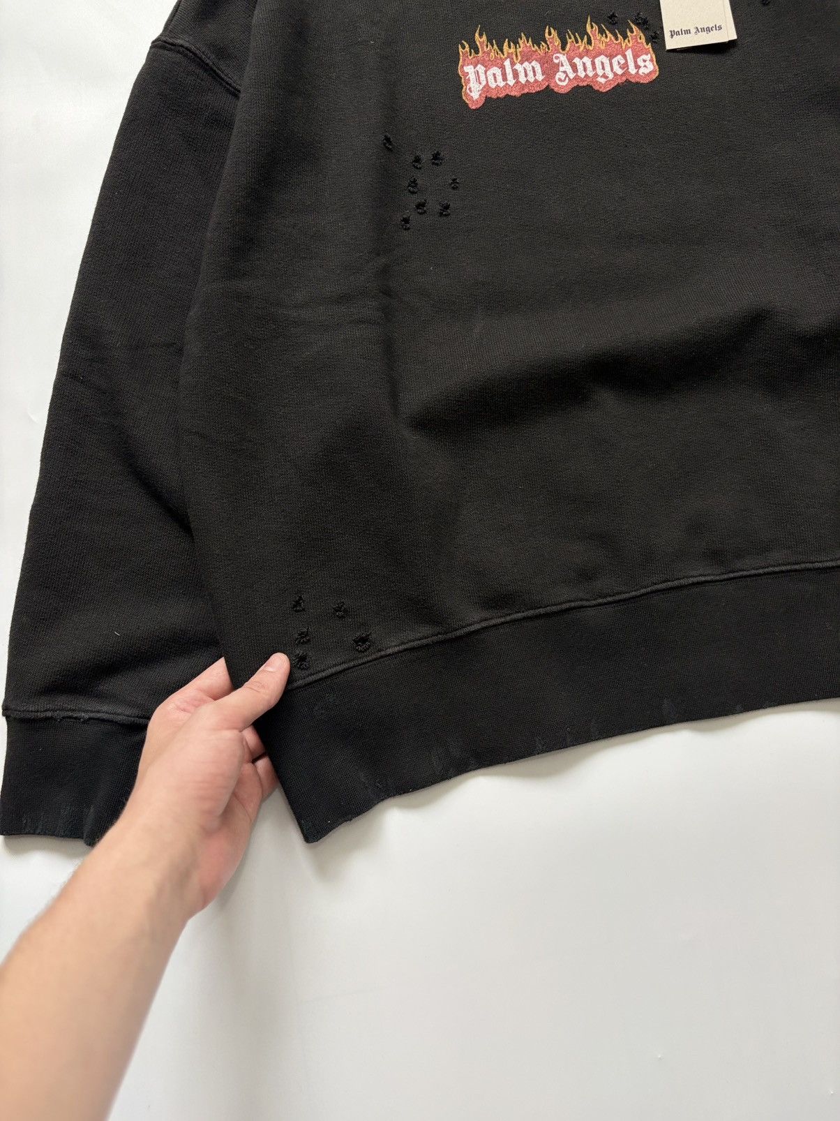 Palm Angels Palm Angels Flame Crewneck Distressed Size US S / EU 44-46 / 1 - 5 Thumbnail