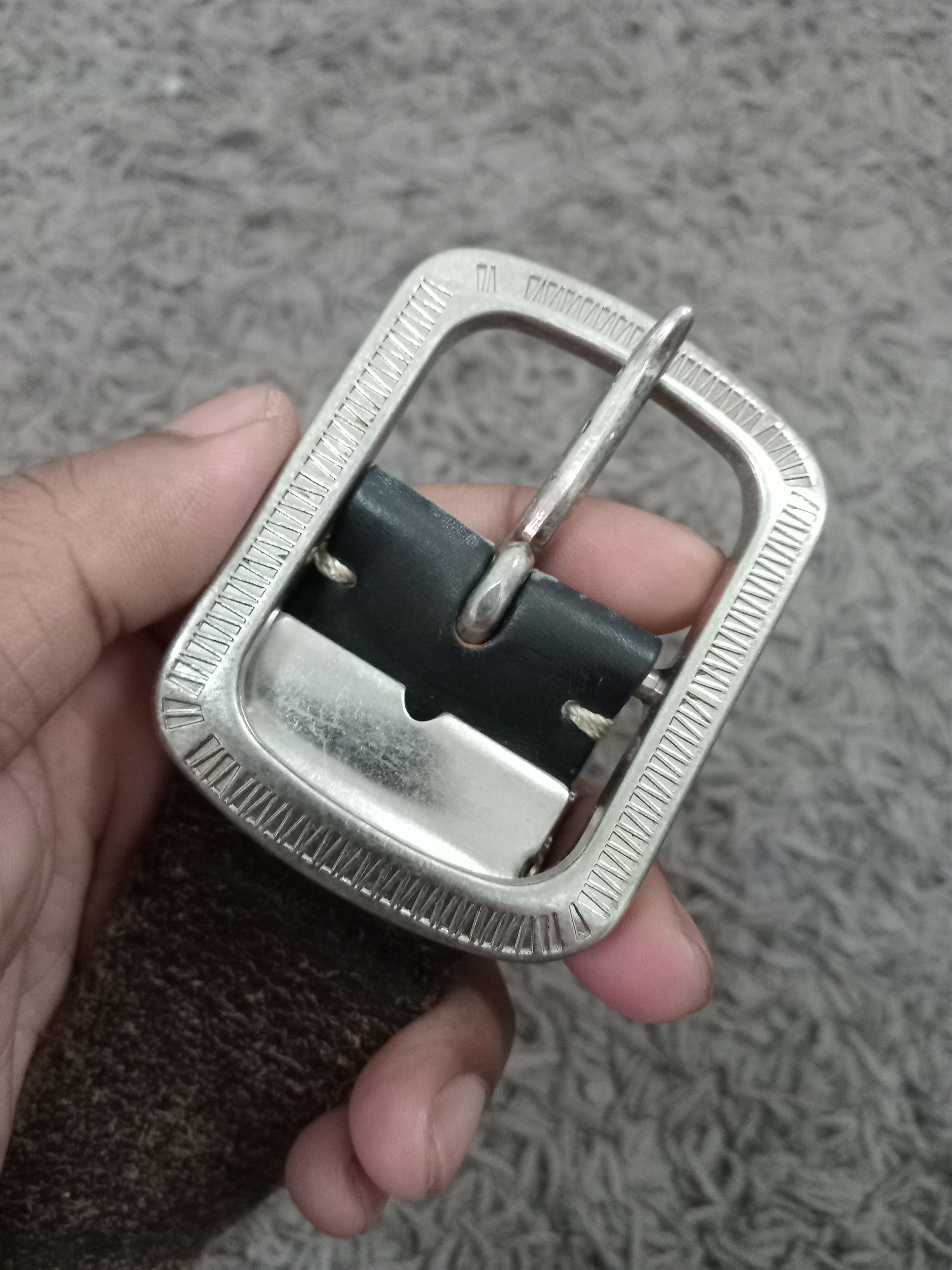 Leather Vintage Lee Riders Studded Leather Belt Size 32 - 2 Thumbnail