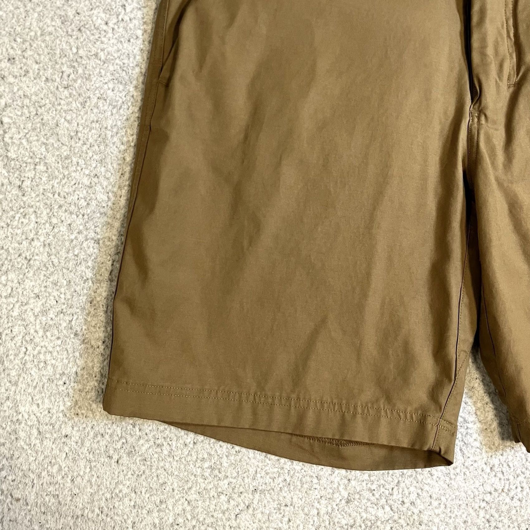 Lululemon Lululemon Commission Shorts Mens 34 Chino Khaki Stretch Golf Preppy Athletic Size US 34 / EU 50 - 6 Thumbnail