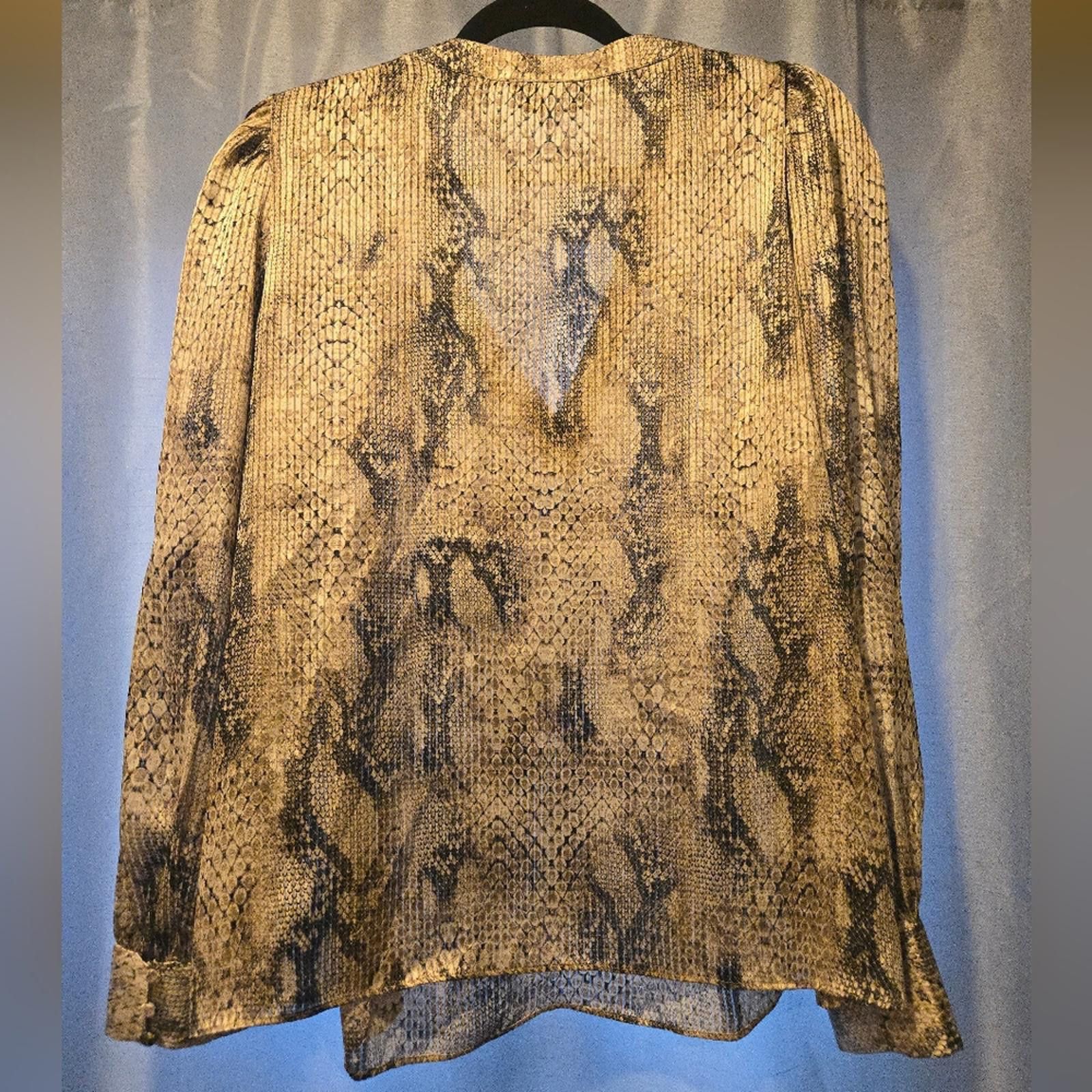 Express Express Snakeskin Silky Blouse Size L / US 10 / IT 46 - 4 Thumbnail